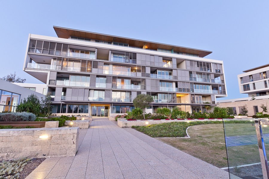14/21 Ocean Drive, North Coogee, WA 6163