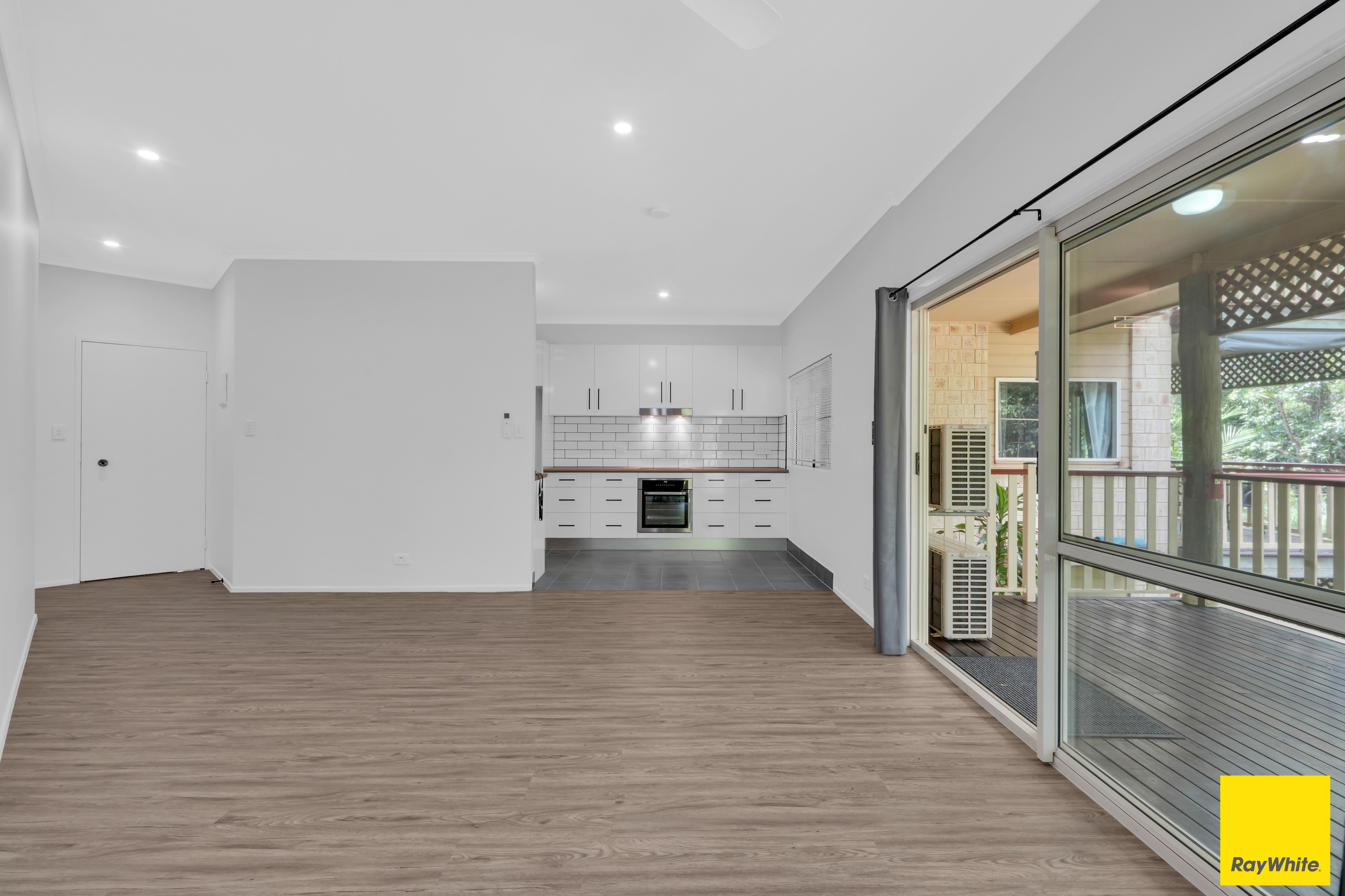 8/132-140 Stoney Creek Road, Kamerunga, QLD 4870