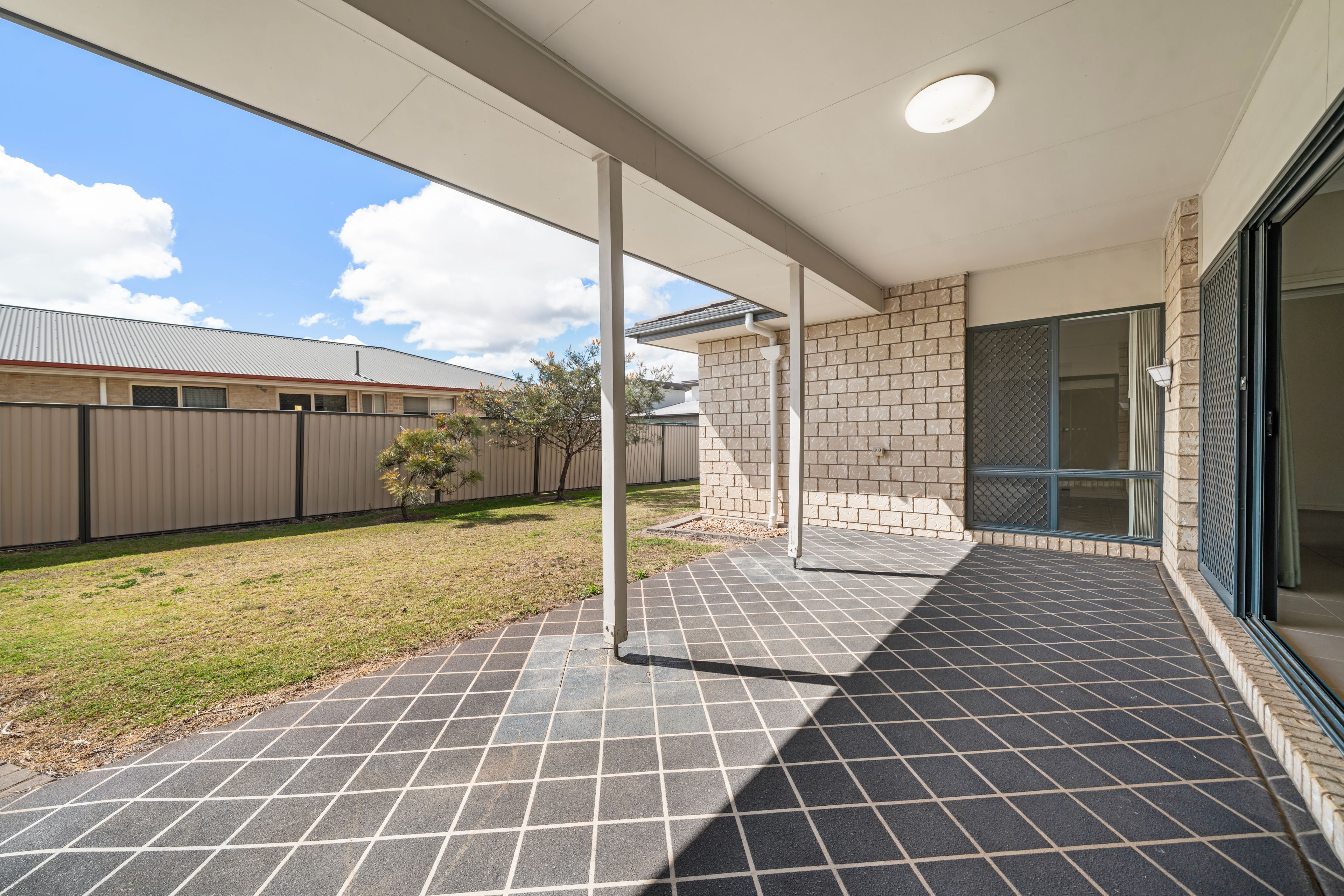 7 Woodhurst Court — photo 10 of 23