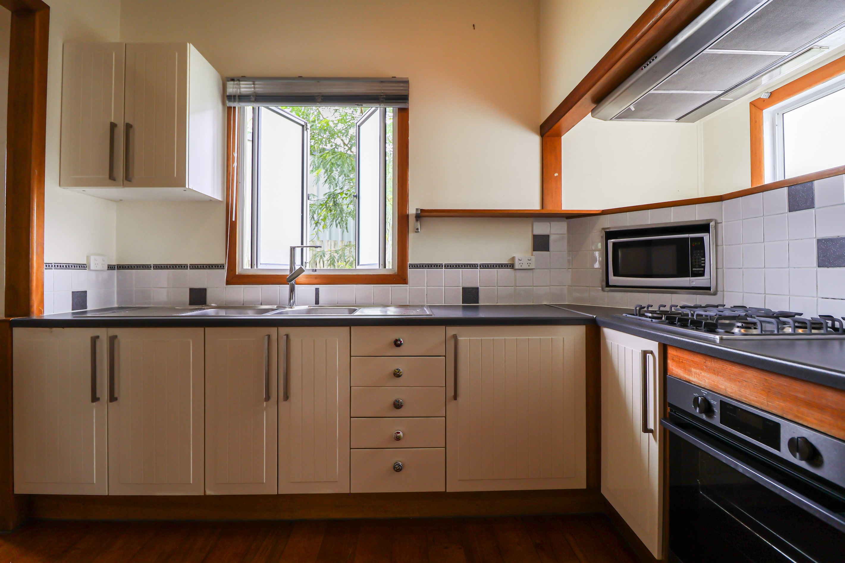 100 Off Lane, South Gladstone, QLD 4680