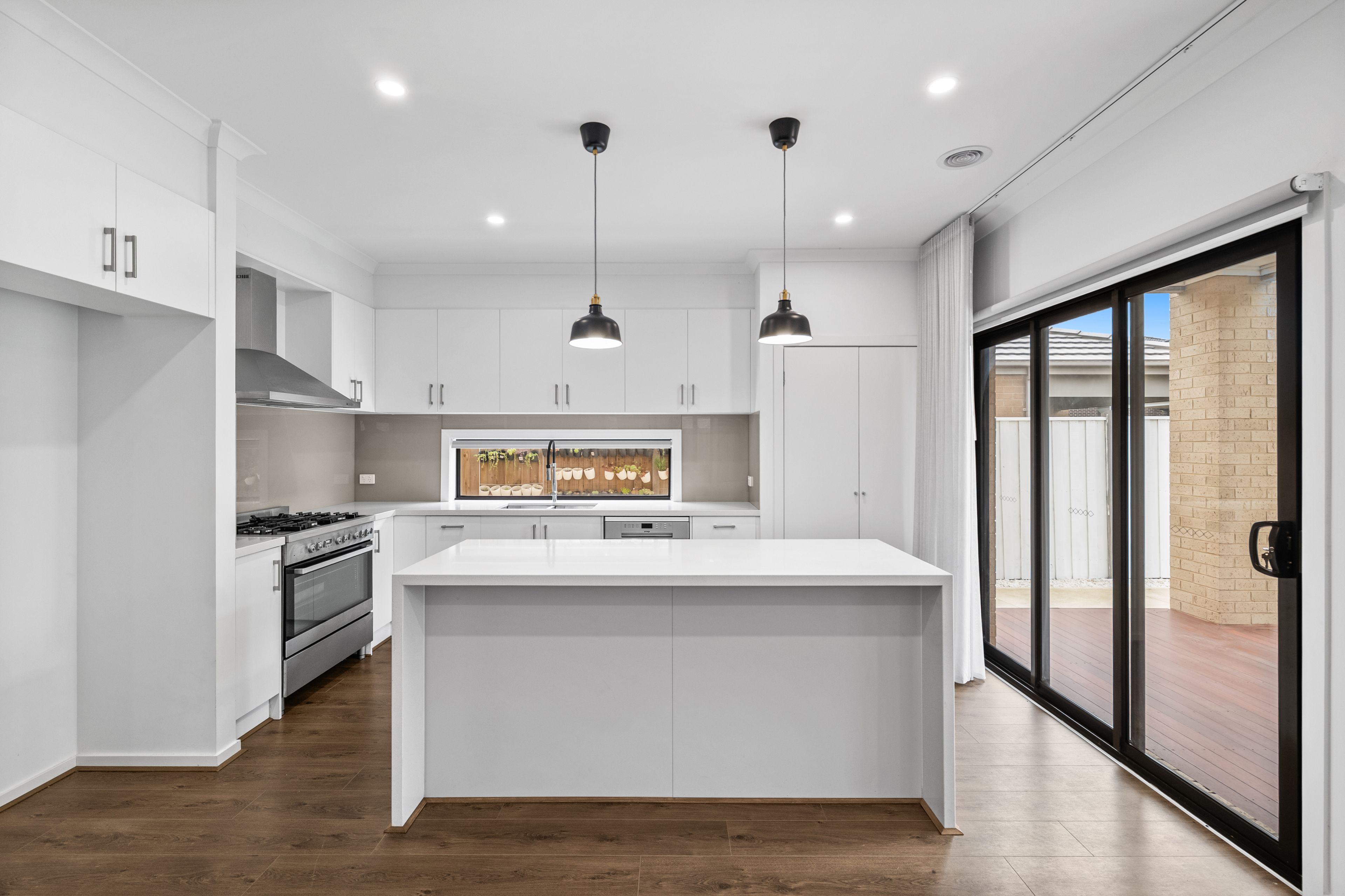 11 Featherdale Road, Wollert, VIC 3750