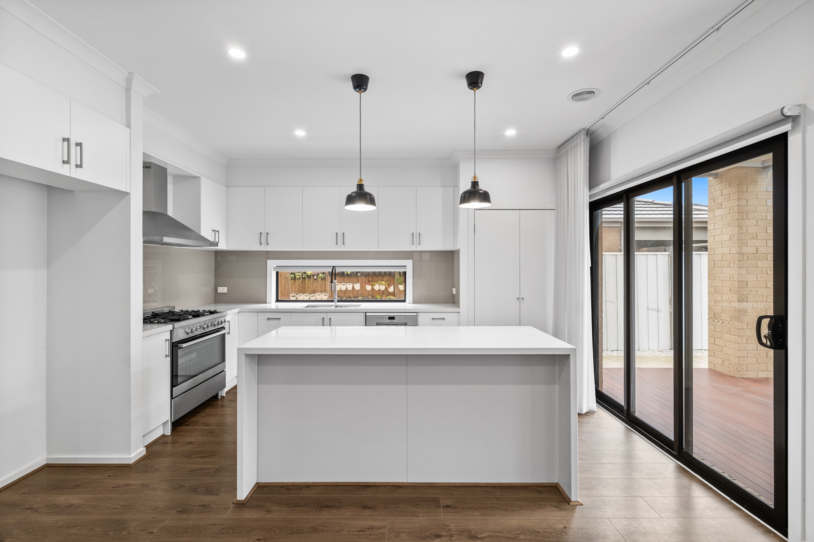 11 Featherdale Road, Wollert, VIC 3750