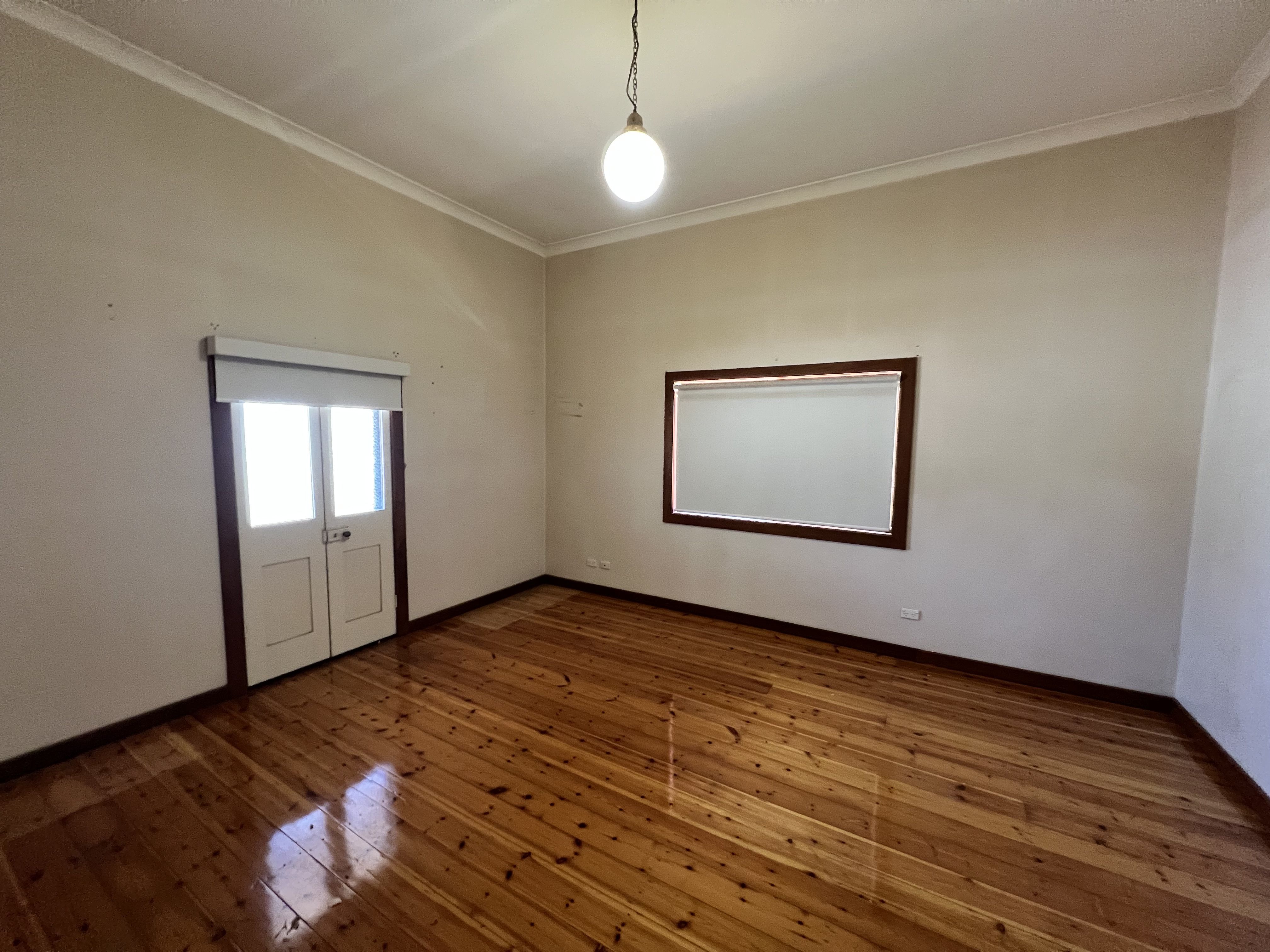 526 Williams Street — photo 6 of 12