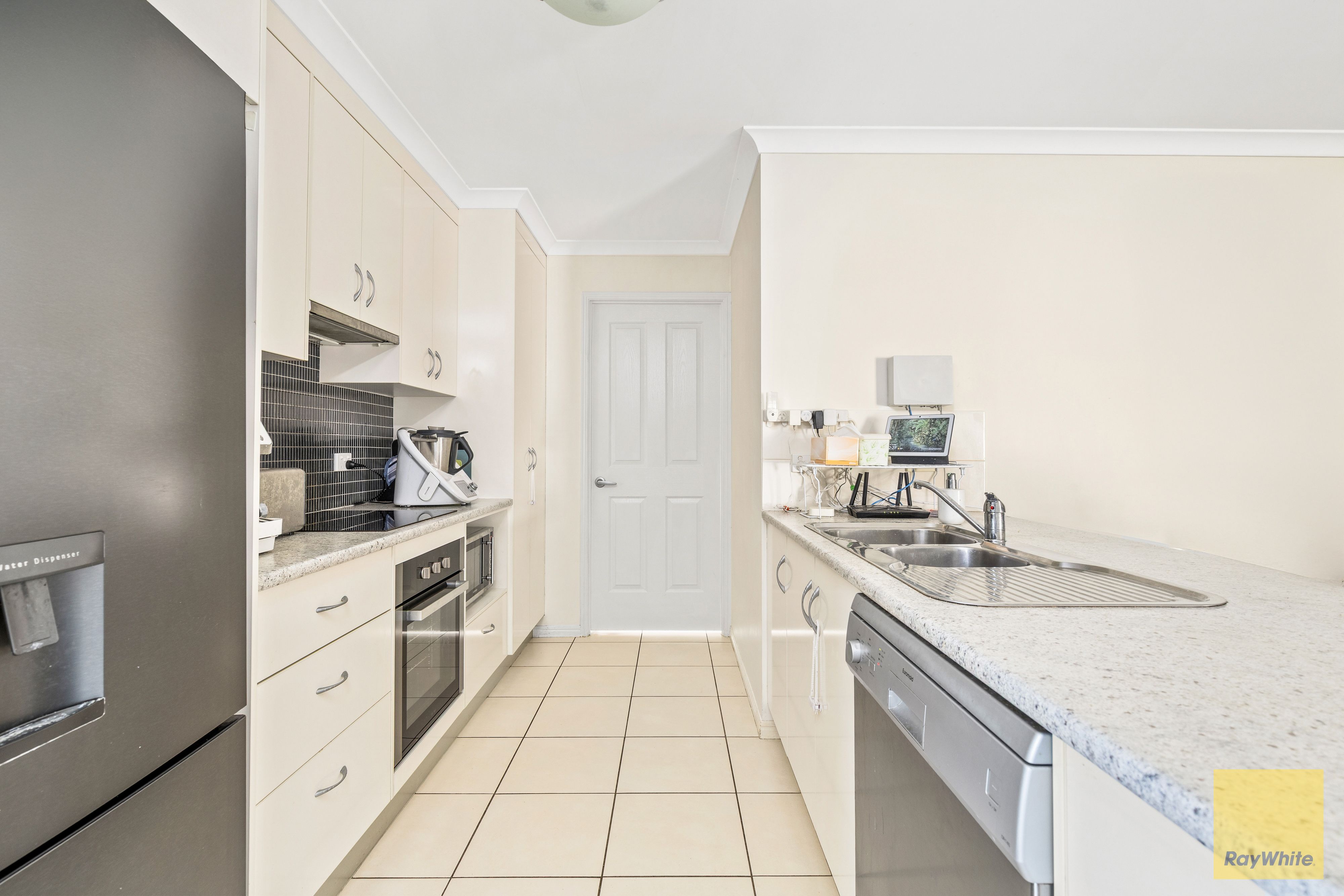 36 Long Street, Emerald, QLD 4720