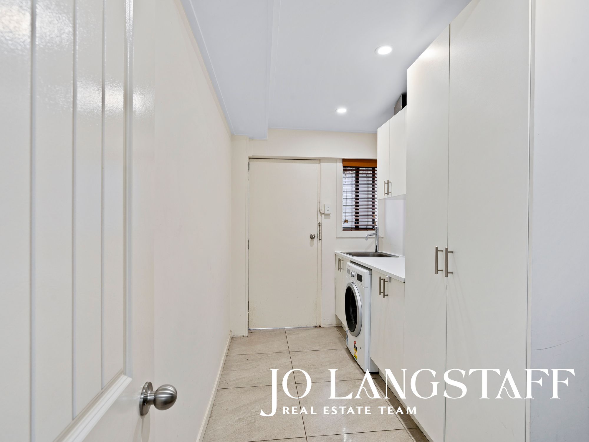 29 Fallbrook Street — photo 21 of 28
