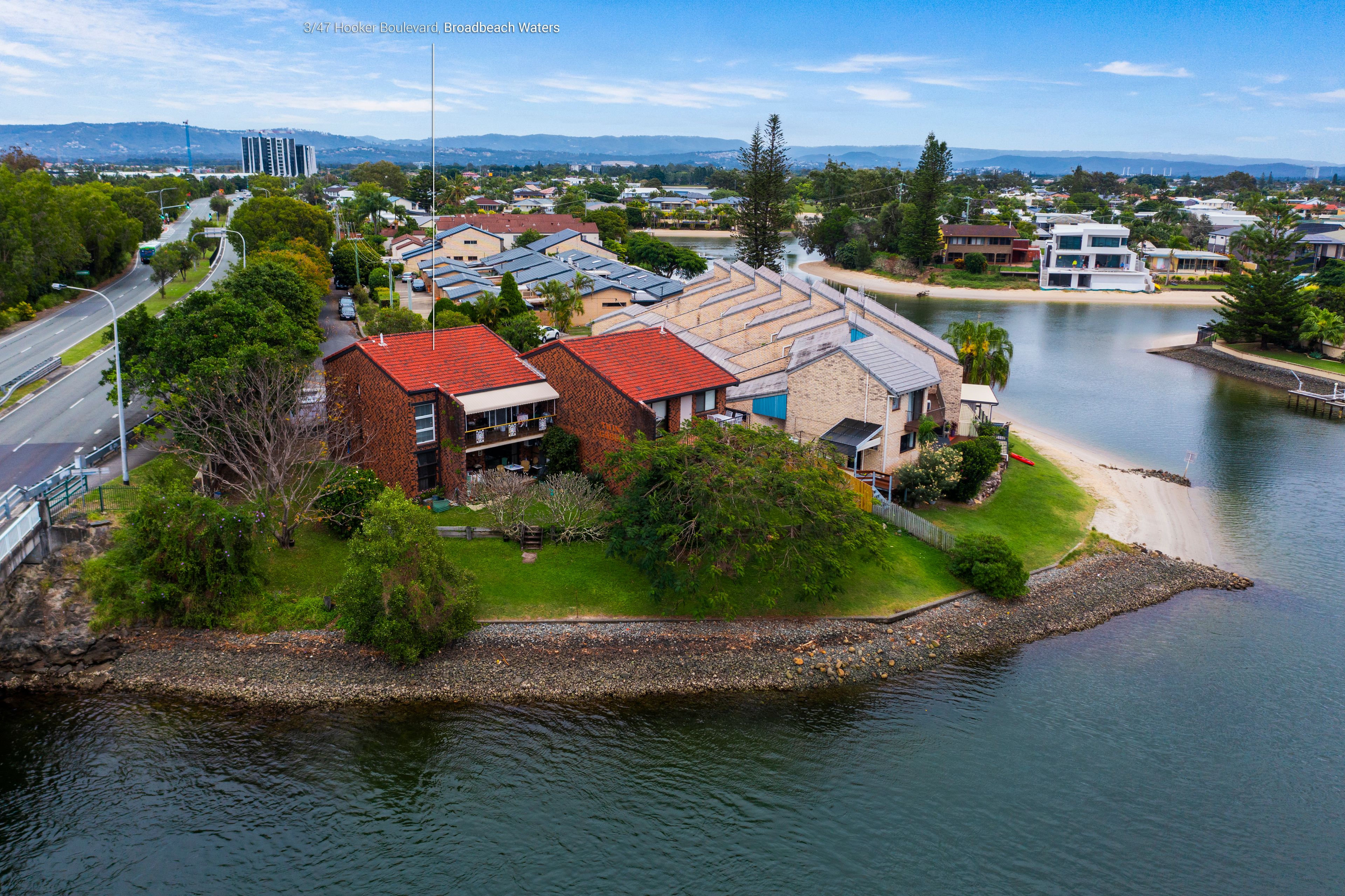 1/47 Hooker Boulevard, Broadbeach Waters, QLD 4218