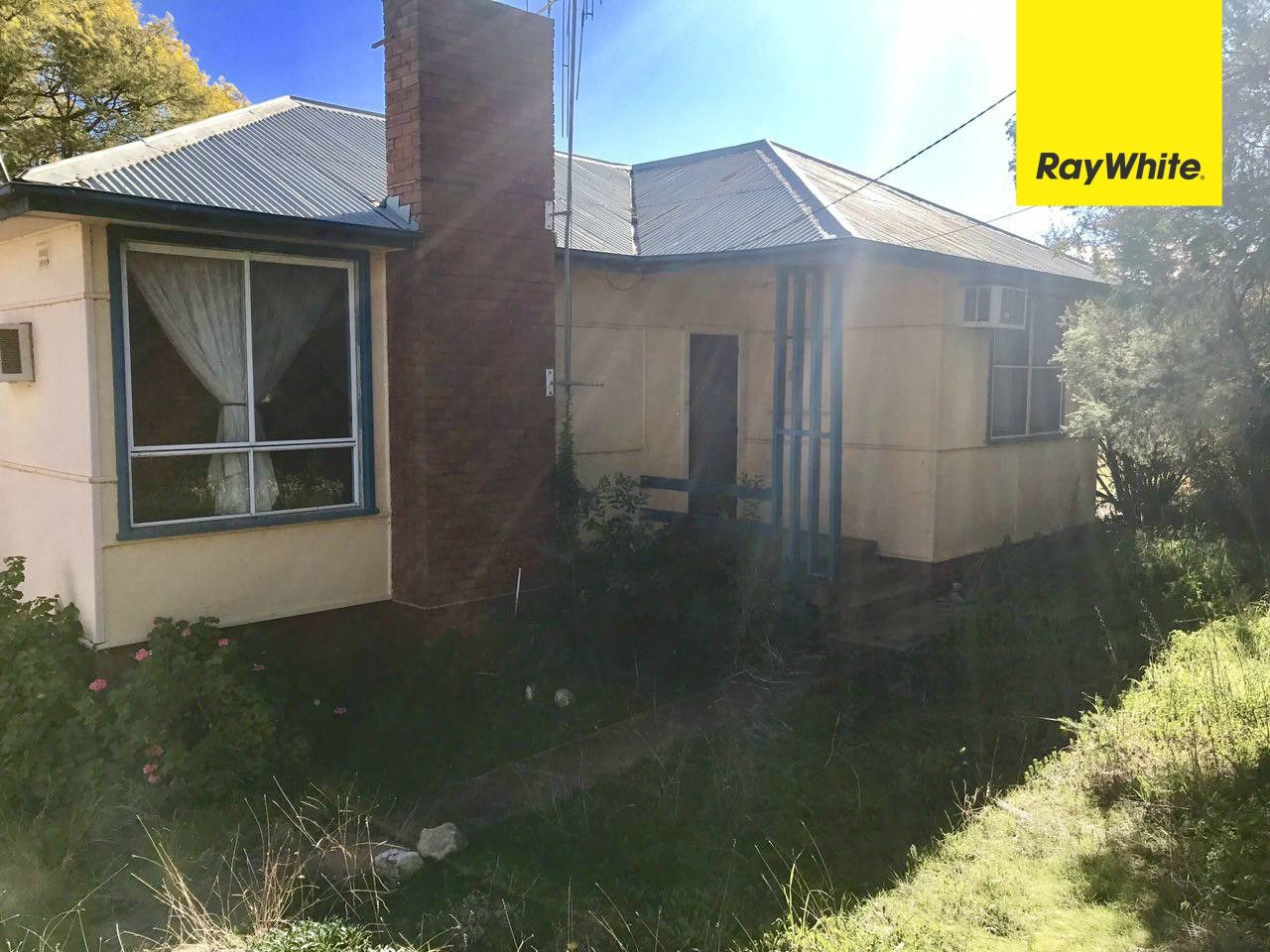 10 Charles Rigg Avenue