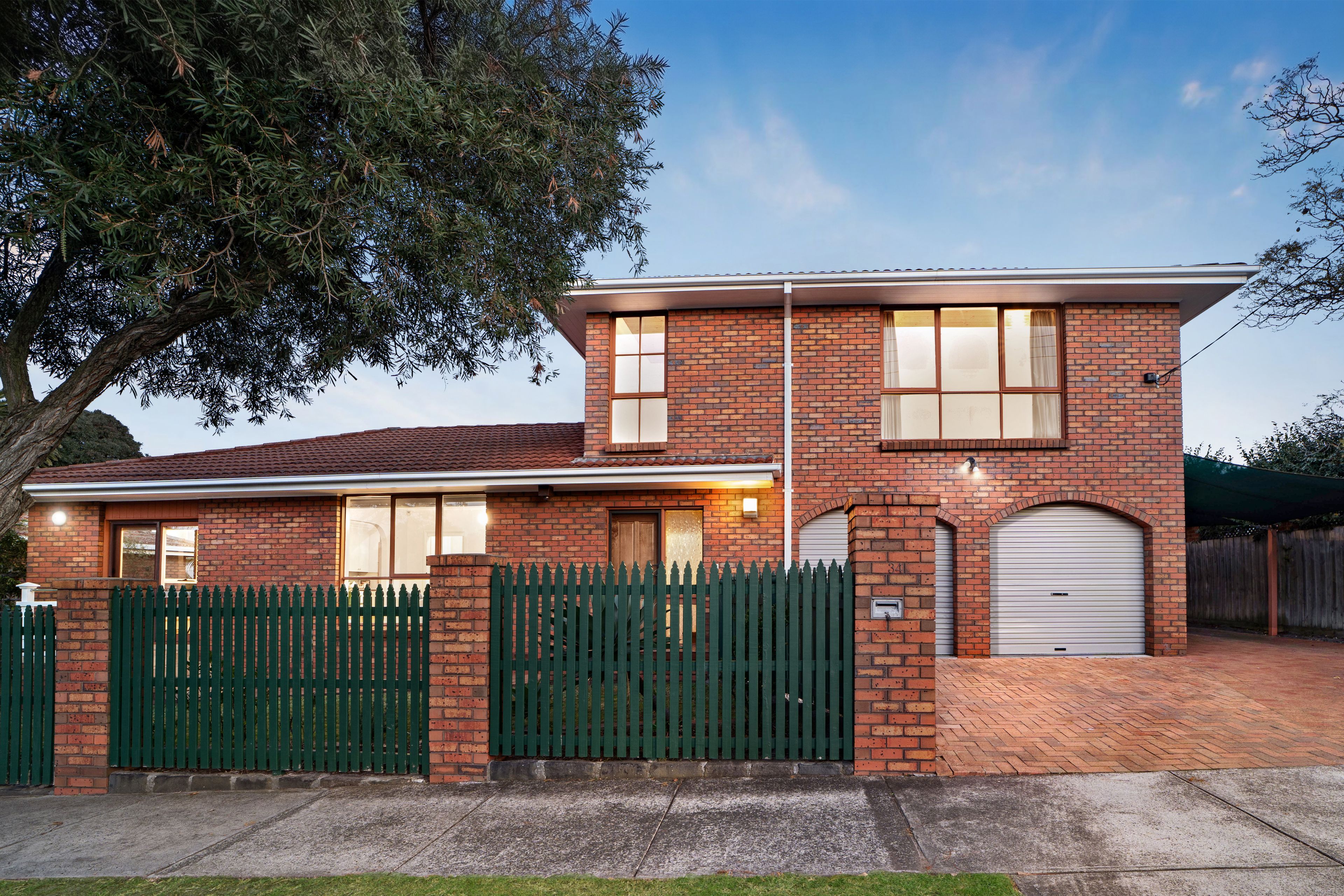 34 Johnston Street — photo from Ray White The Bayside Group