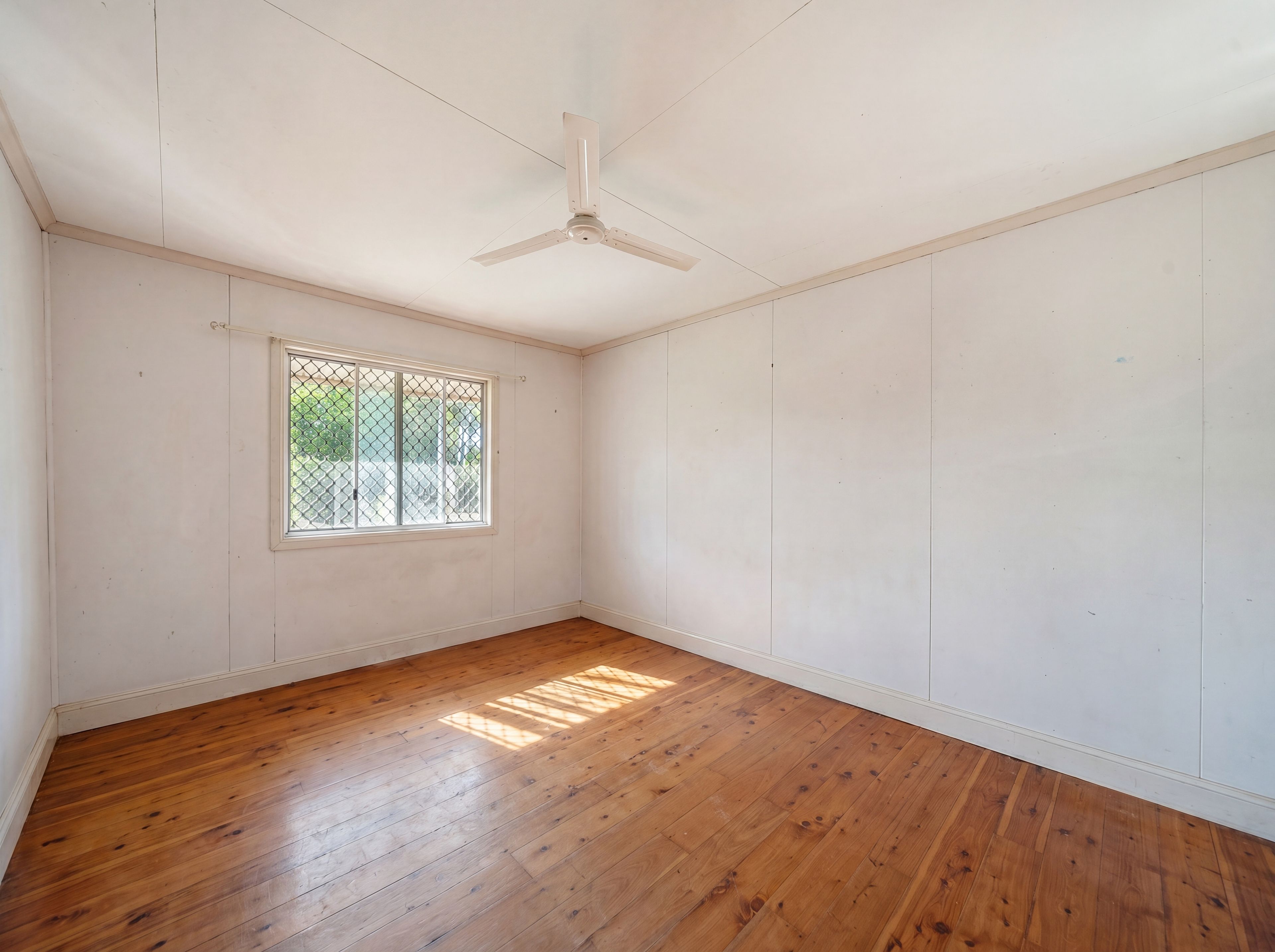 177 Maine Road — photo 14 of 21