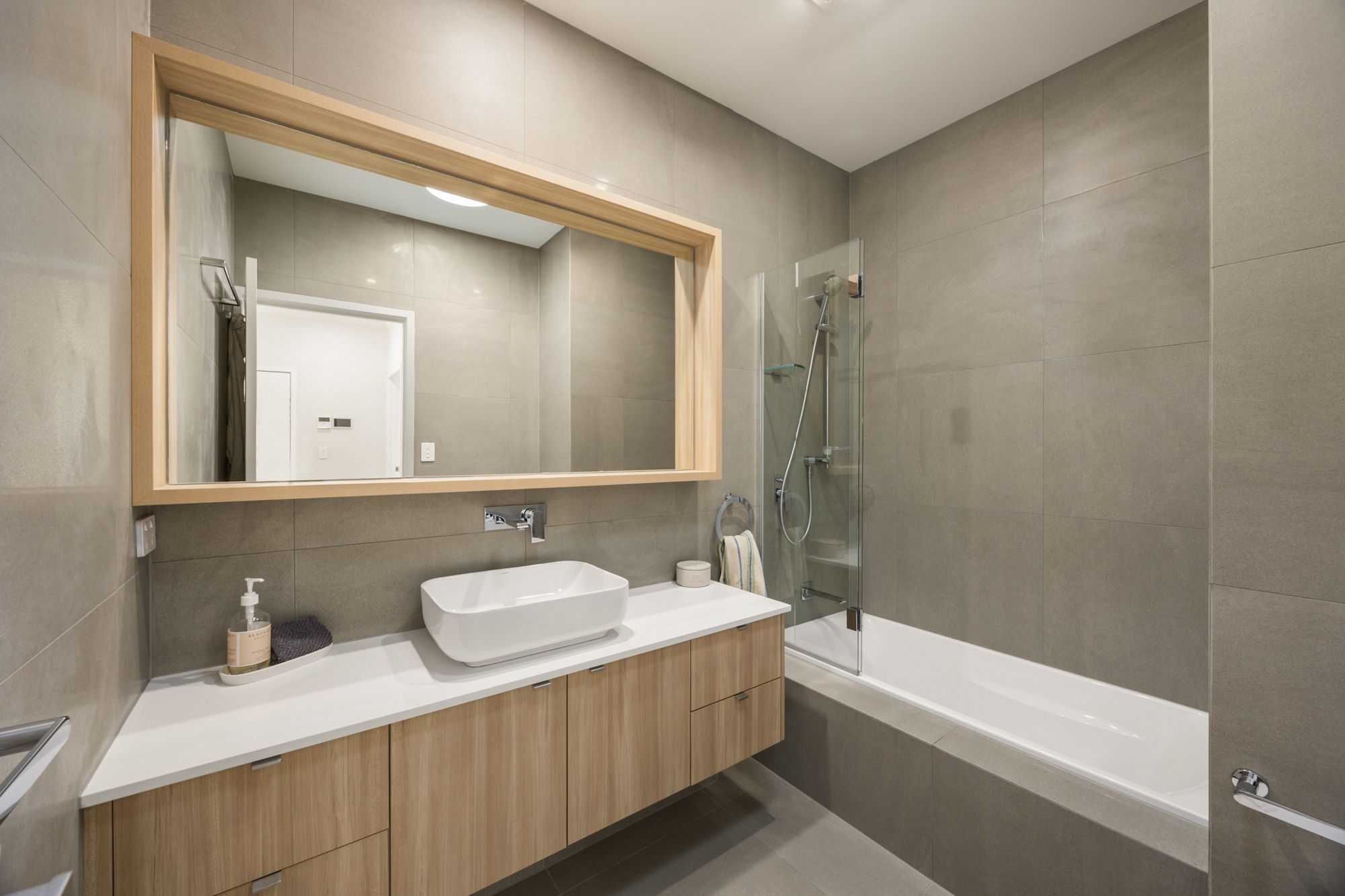 5/109 Thynne Road — photo 12 of 15