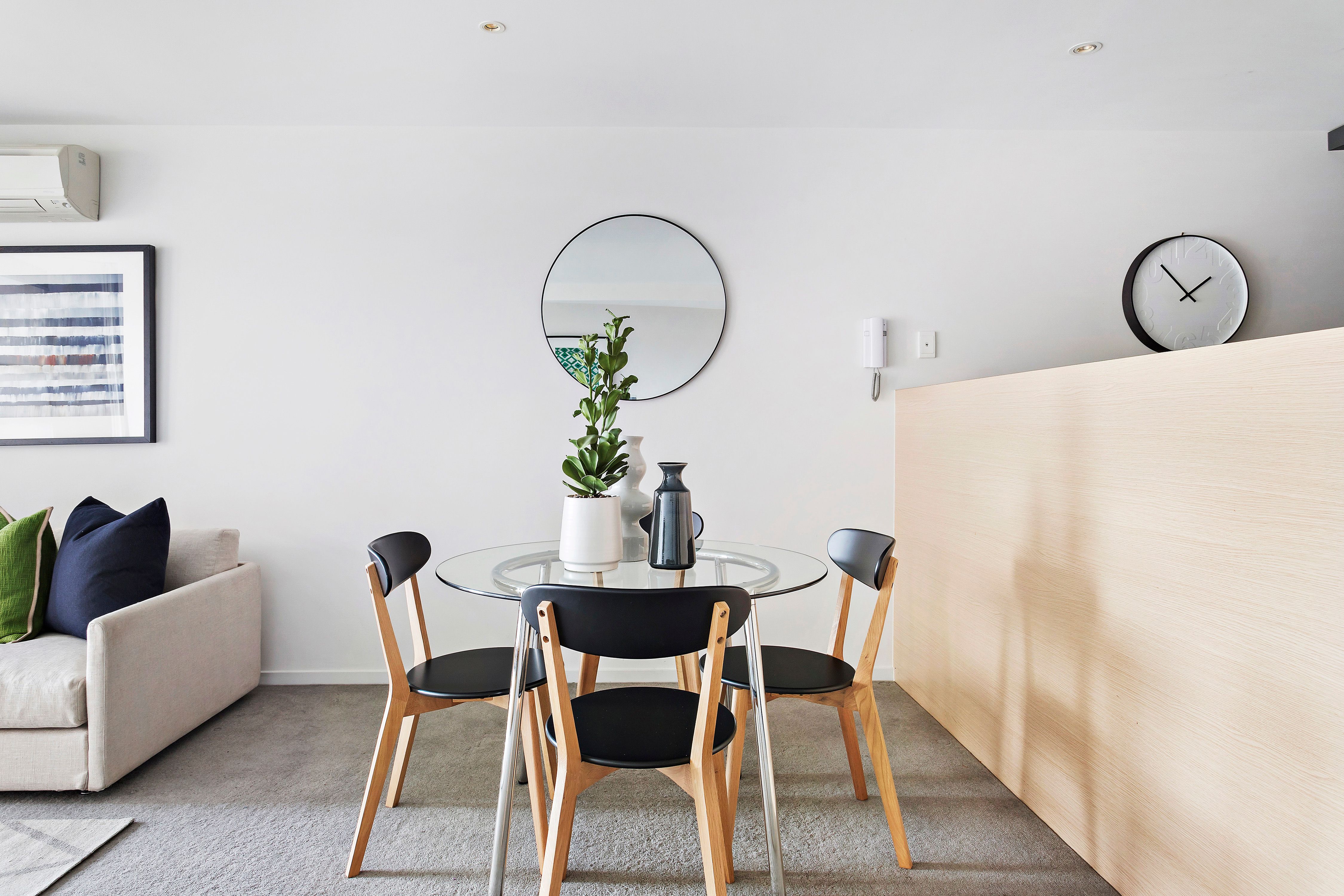 208/175 Kangaroo Road, Hughesdale, VIC 3166