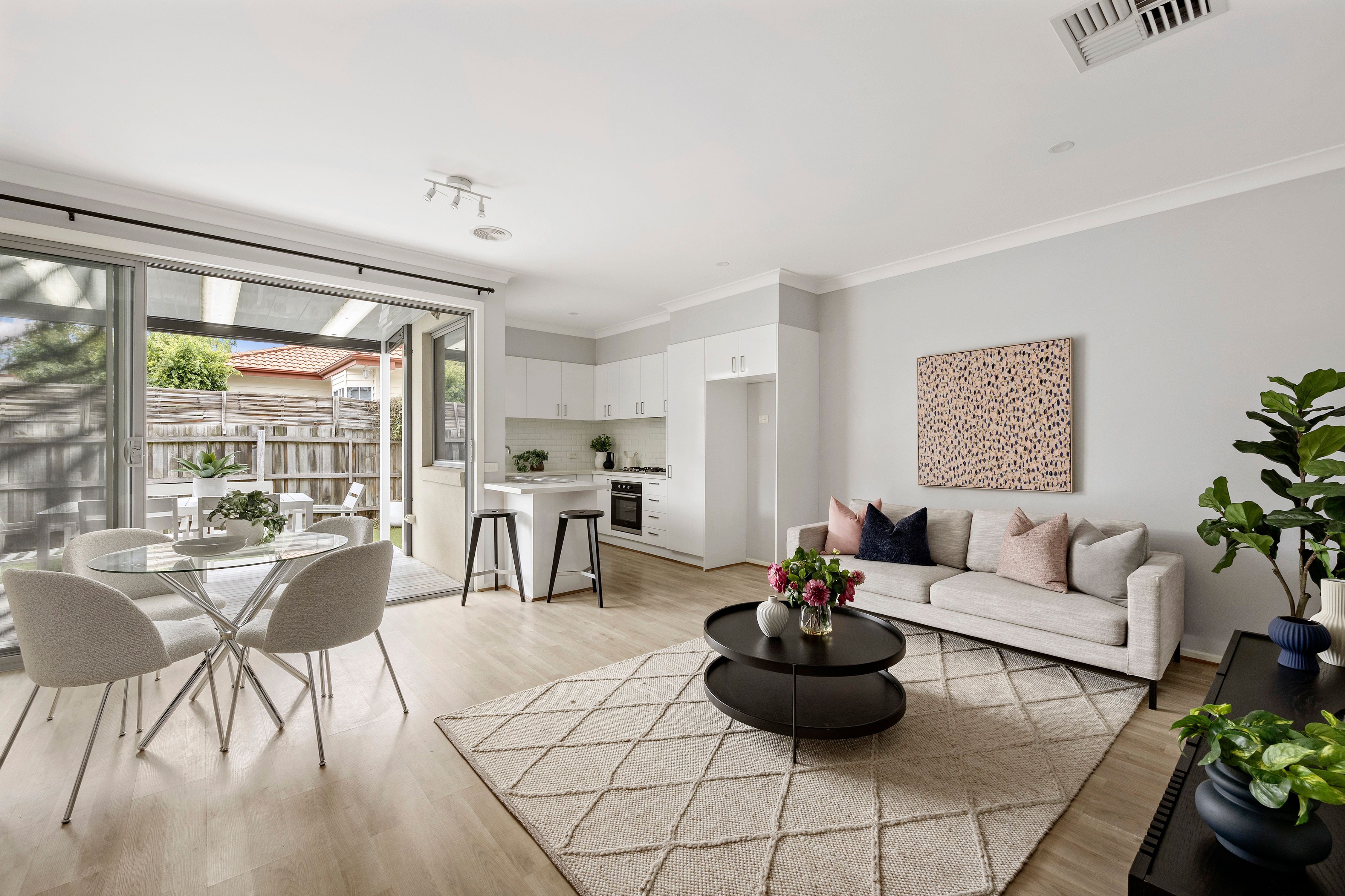 35 Long Place, Hughesdale, VIC 3166