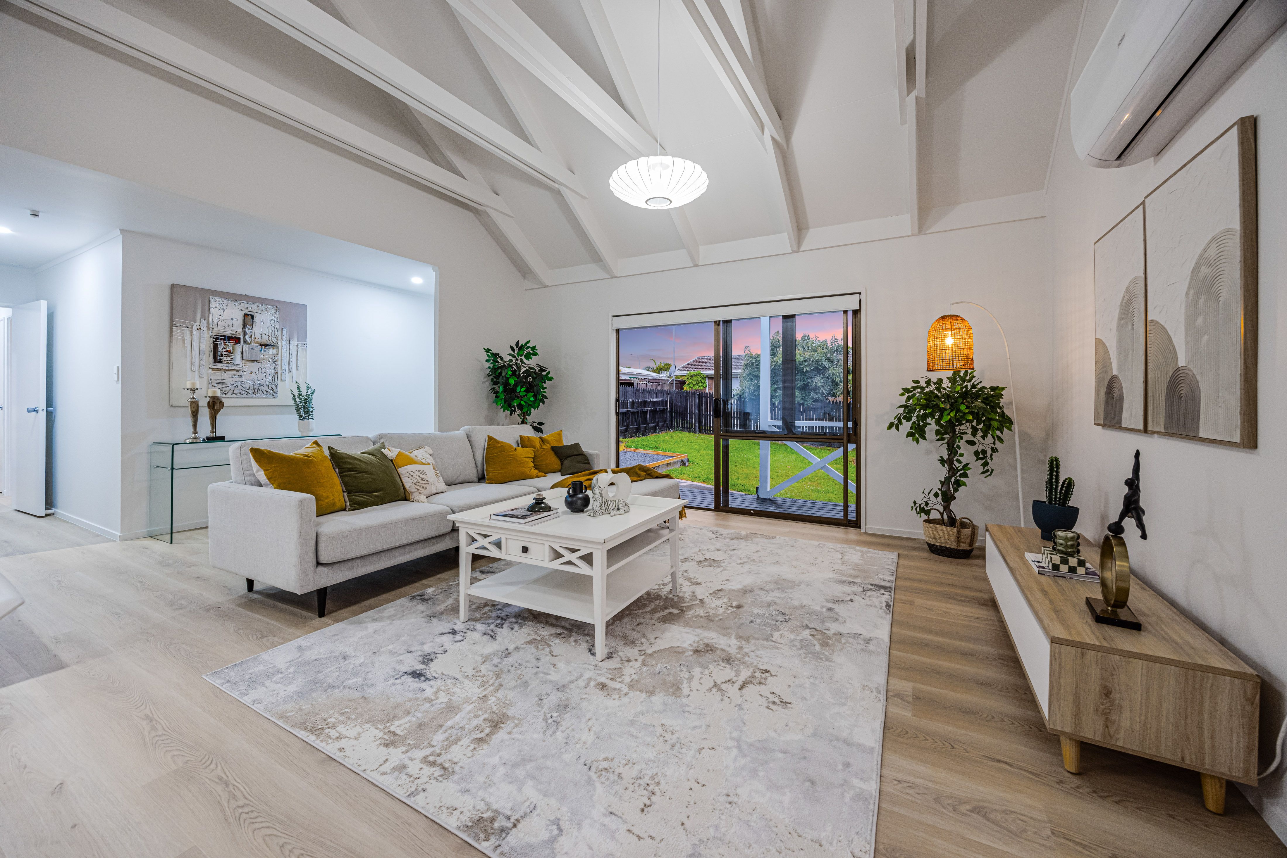 2/285B Great South Road, Manurewa, Manukau City