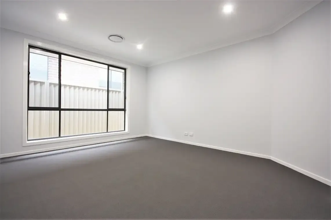 24 Chesham Avenue, Oran Park, NSW 2570