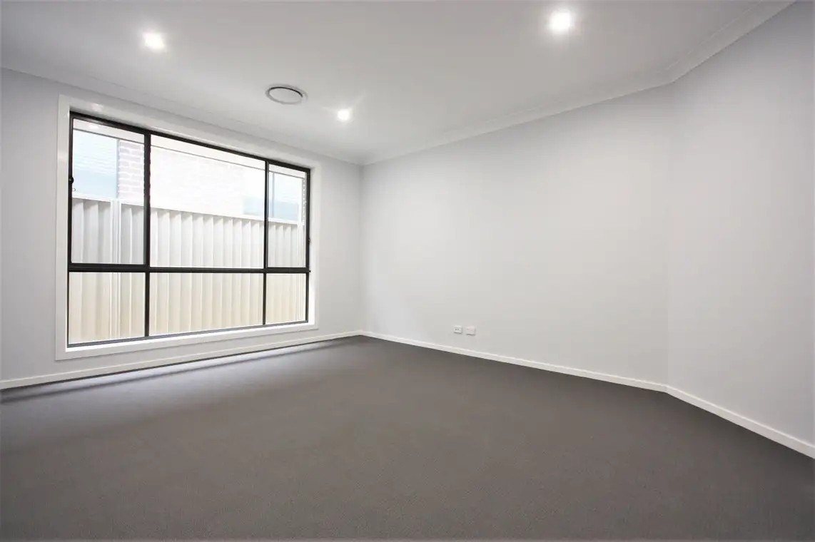 24 Chesham Avenue, Oran Park, NSW 2570
