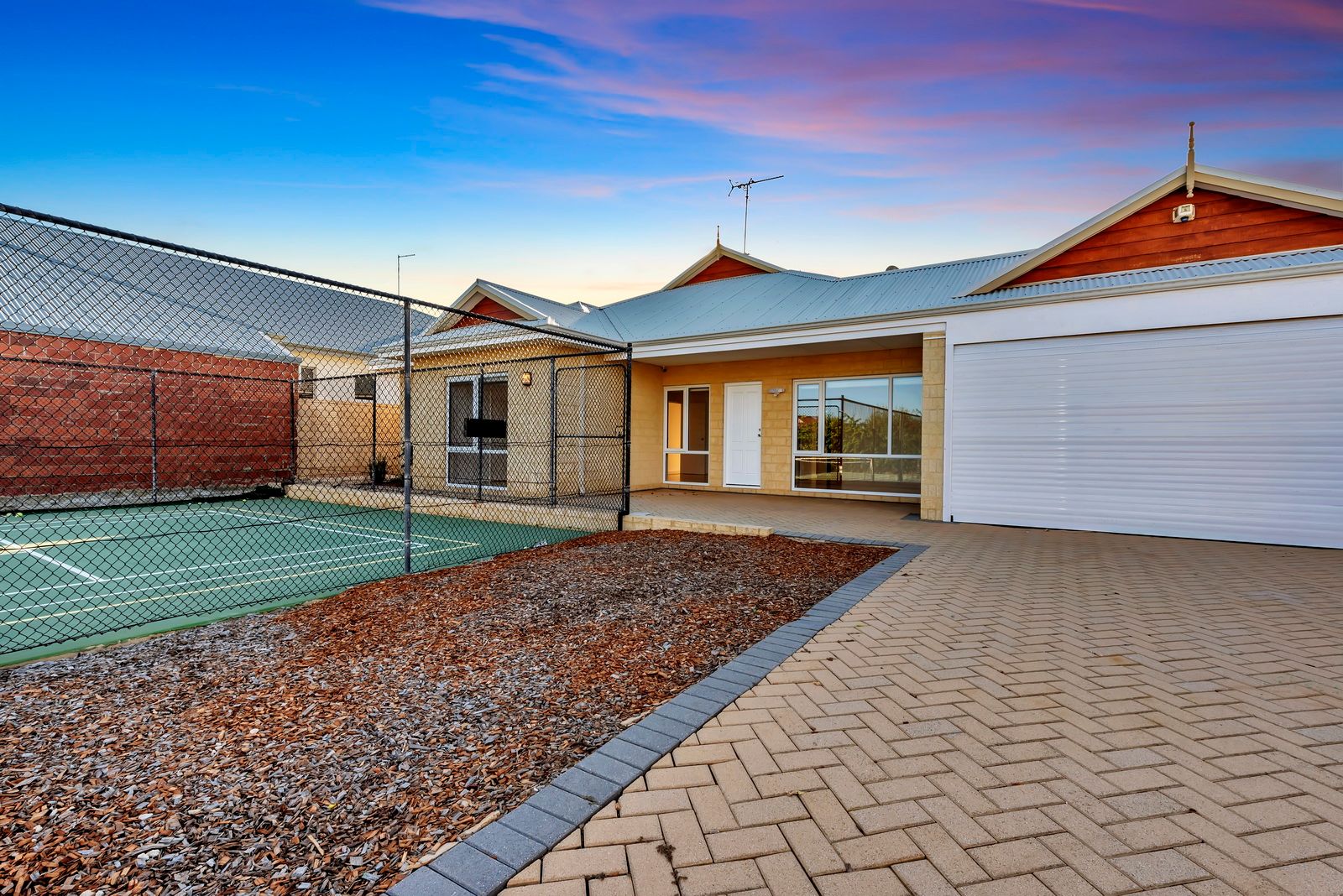 9 Capricorn Mews, Halls Head, WA 6210