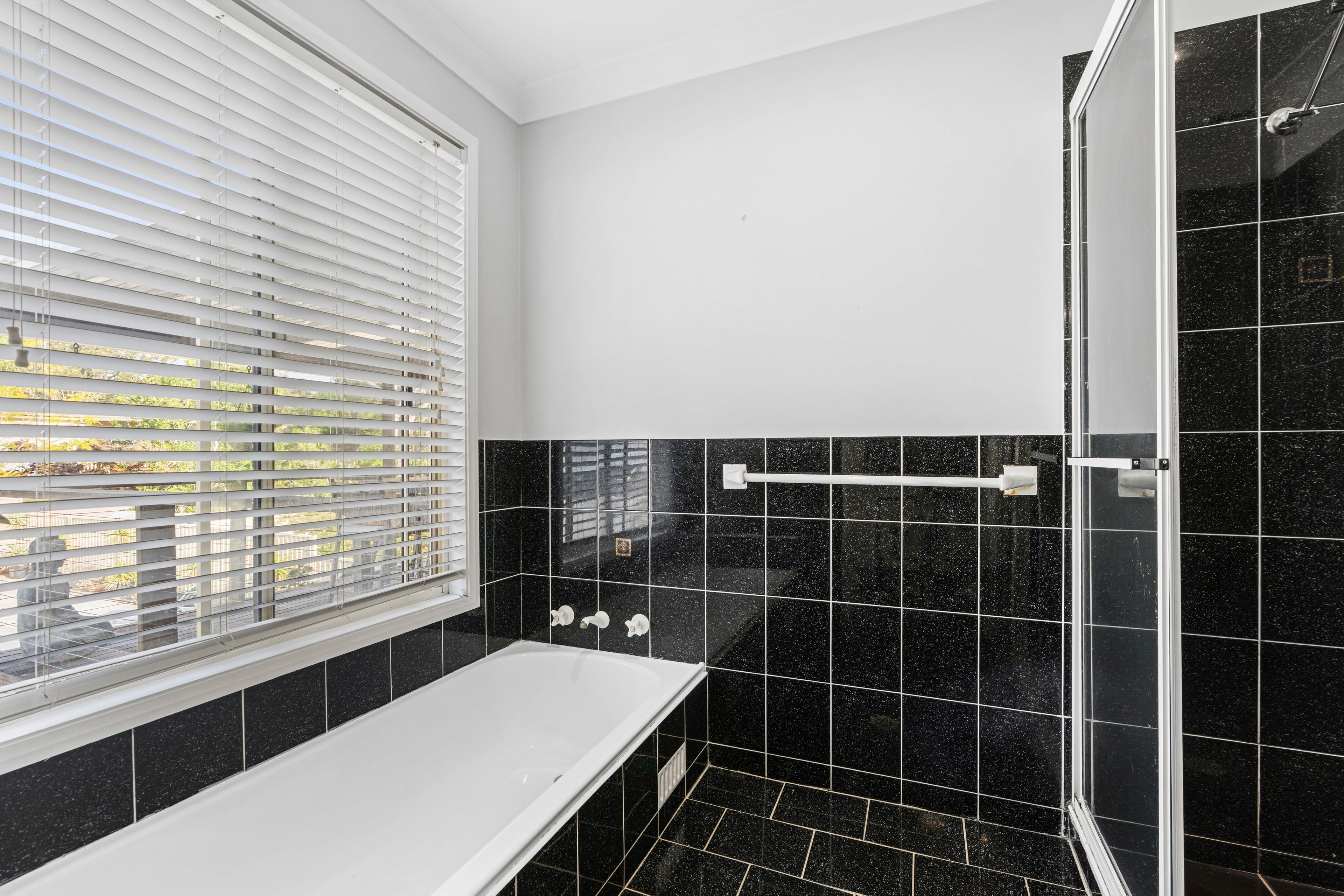 13 Dianne Avenue — photo 10 of 20