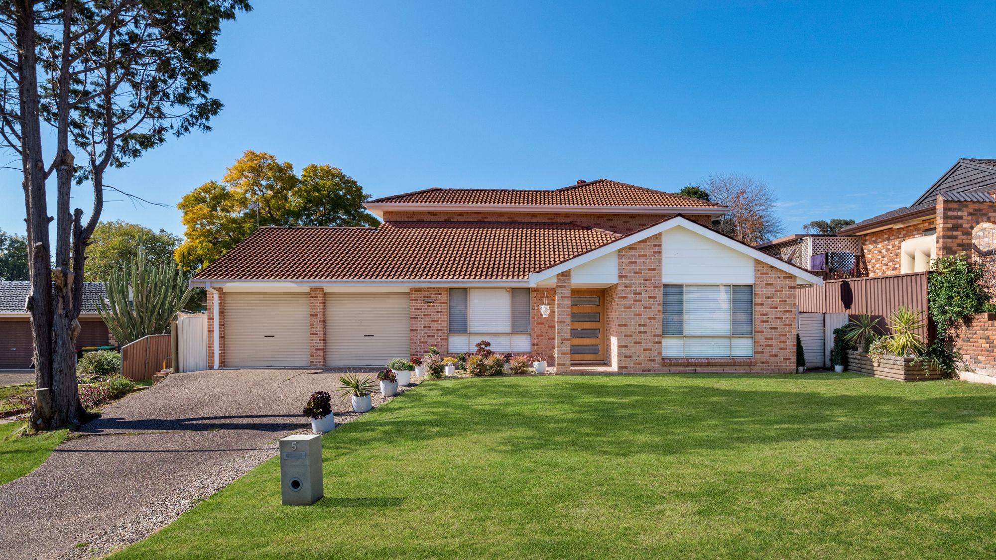 5 Peat Close, Eagle Vale NSW 2558