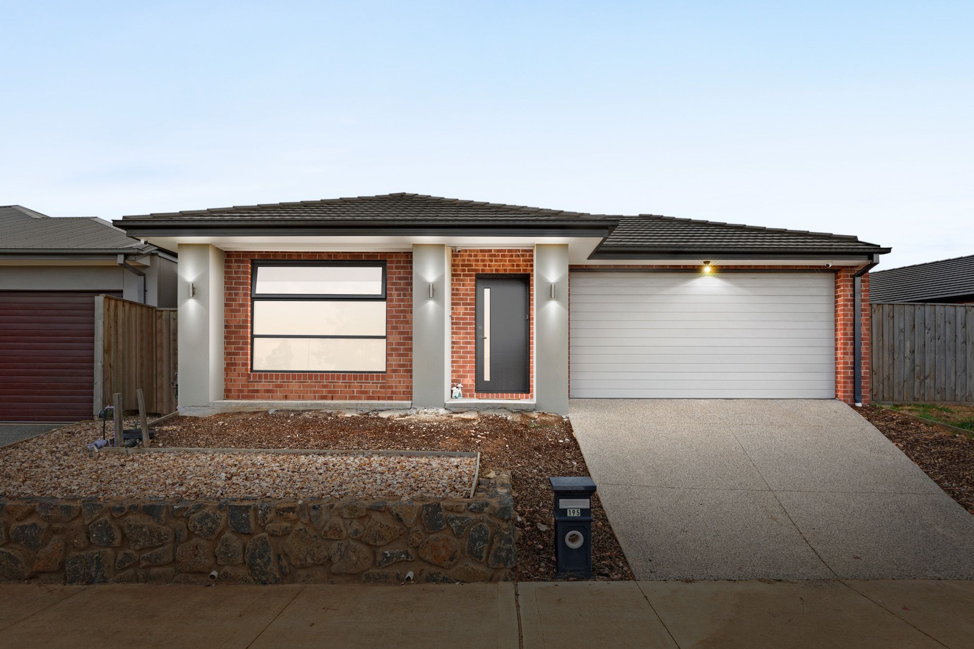 195 Maracana Avenue, MANOR LAKES, VIC 3024