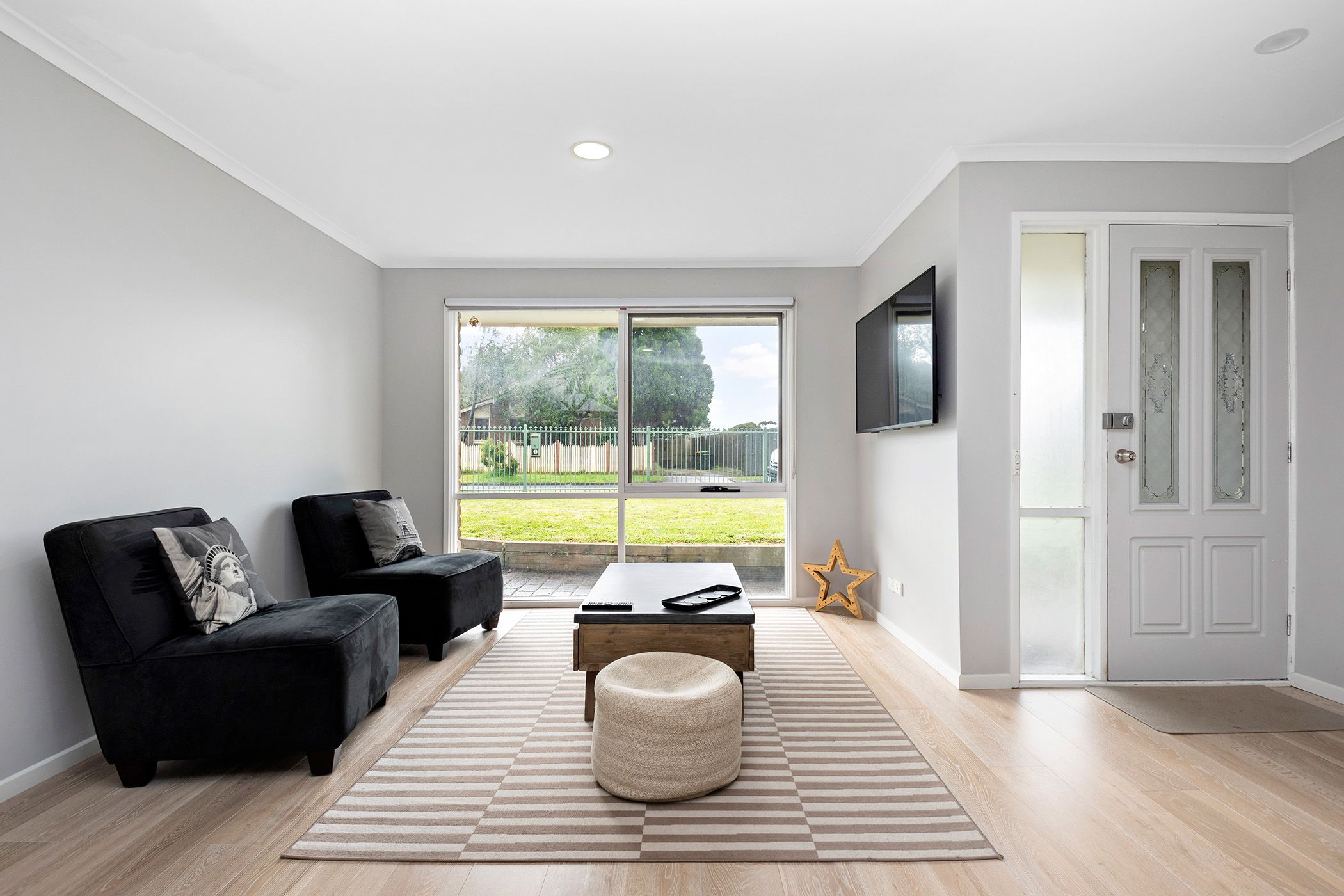 2 Elenya Court, Frankston, VIC 3199