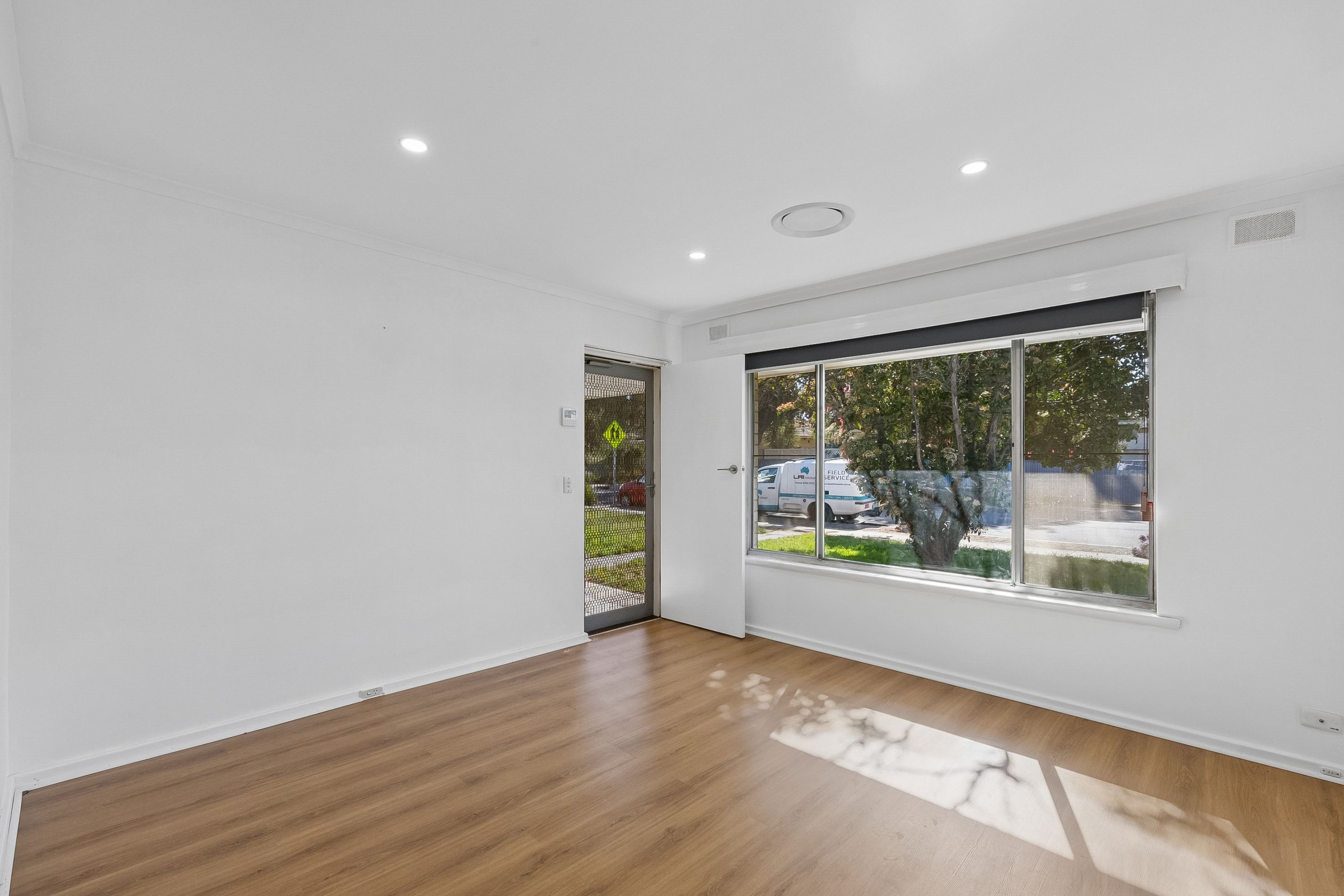 2/1A Arthur Street — photo 2 of 10