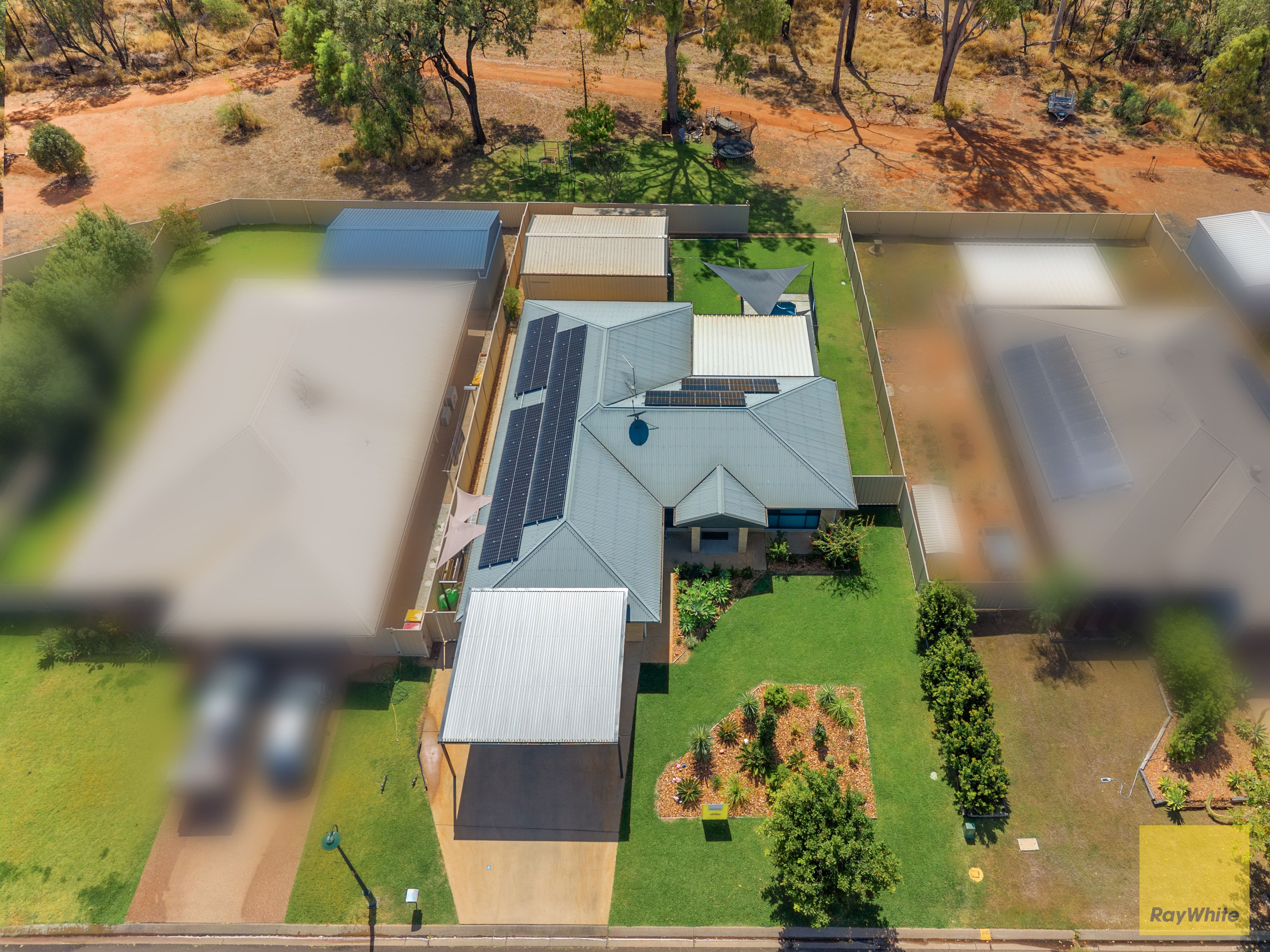 11 Canterbury Road, Emerald, QLD 4720