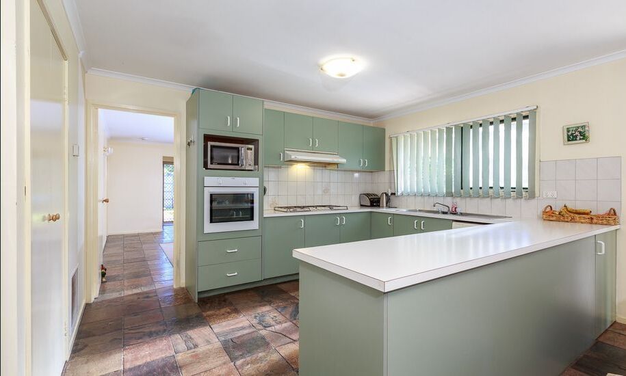 10 Leah Court, Rowville, VIC 3178
