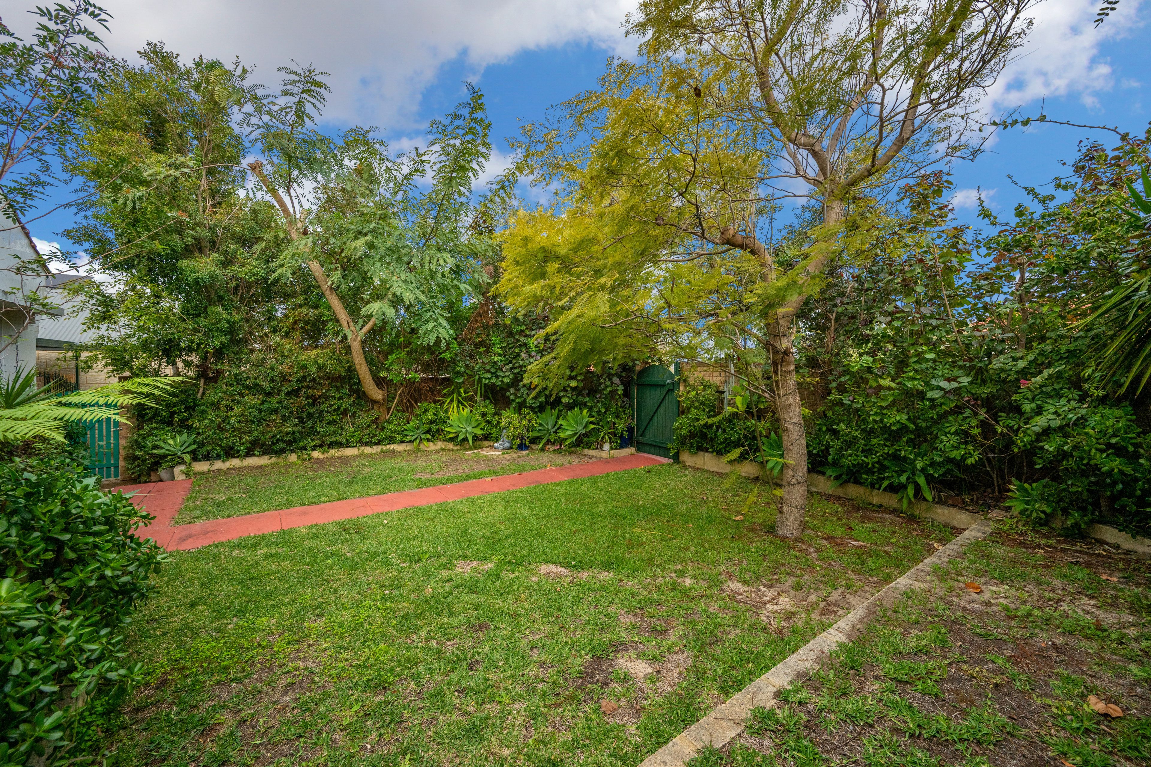 68 Monash Avenue — photo 22 of 23