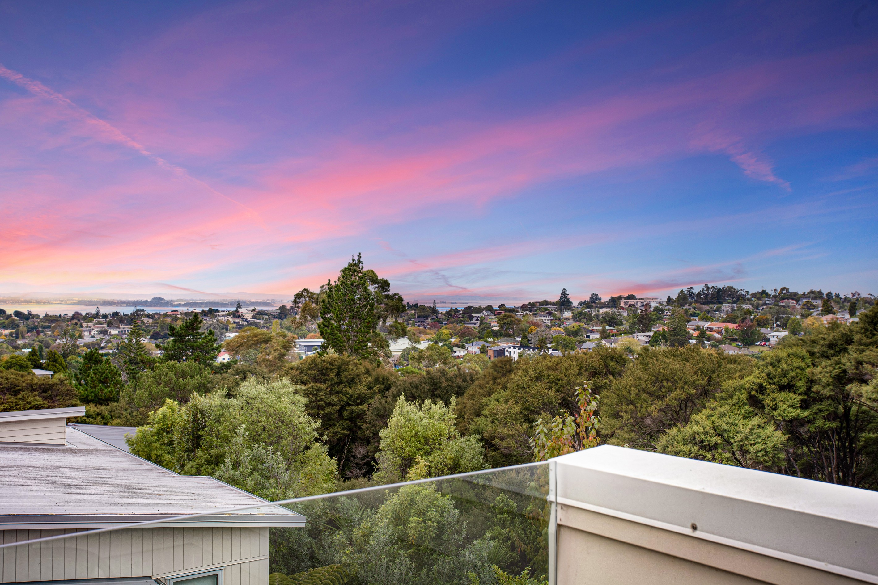 18 McCahon Place, Titirangi, Waitakere City