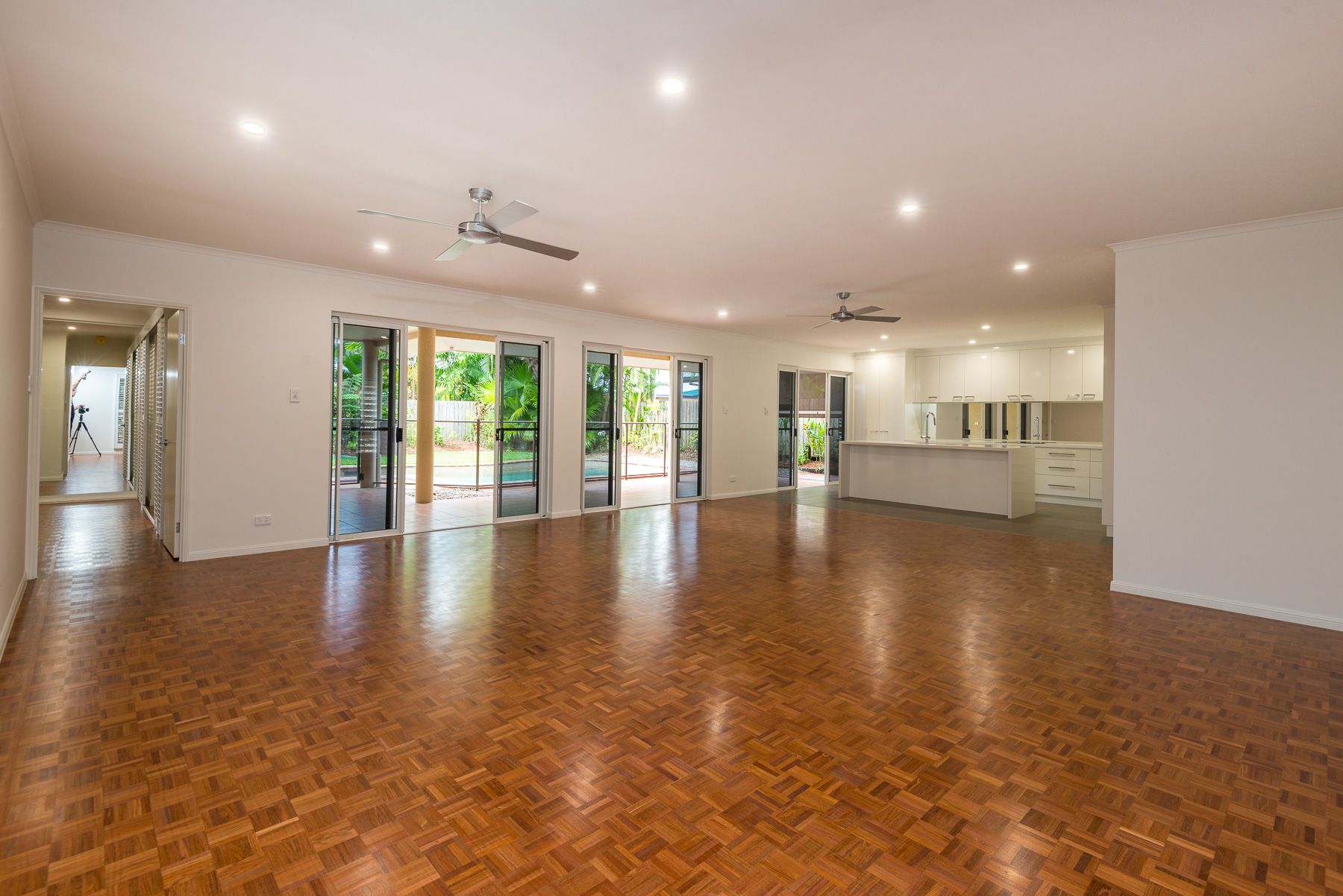 14 Thais Street, Palm Cove, QLD 4879
