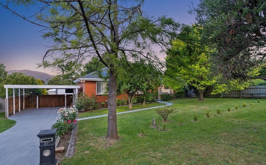 37 Army Road, Boronia VIC 3155