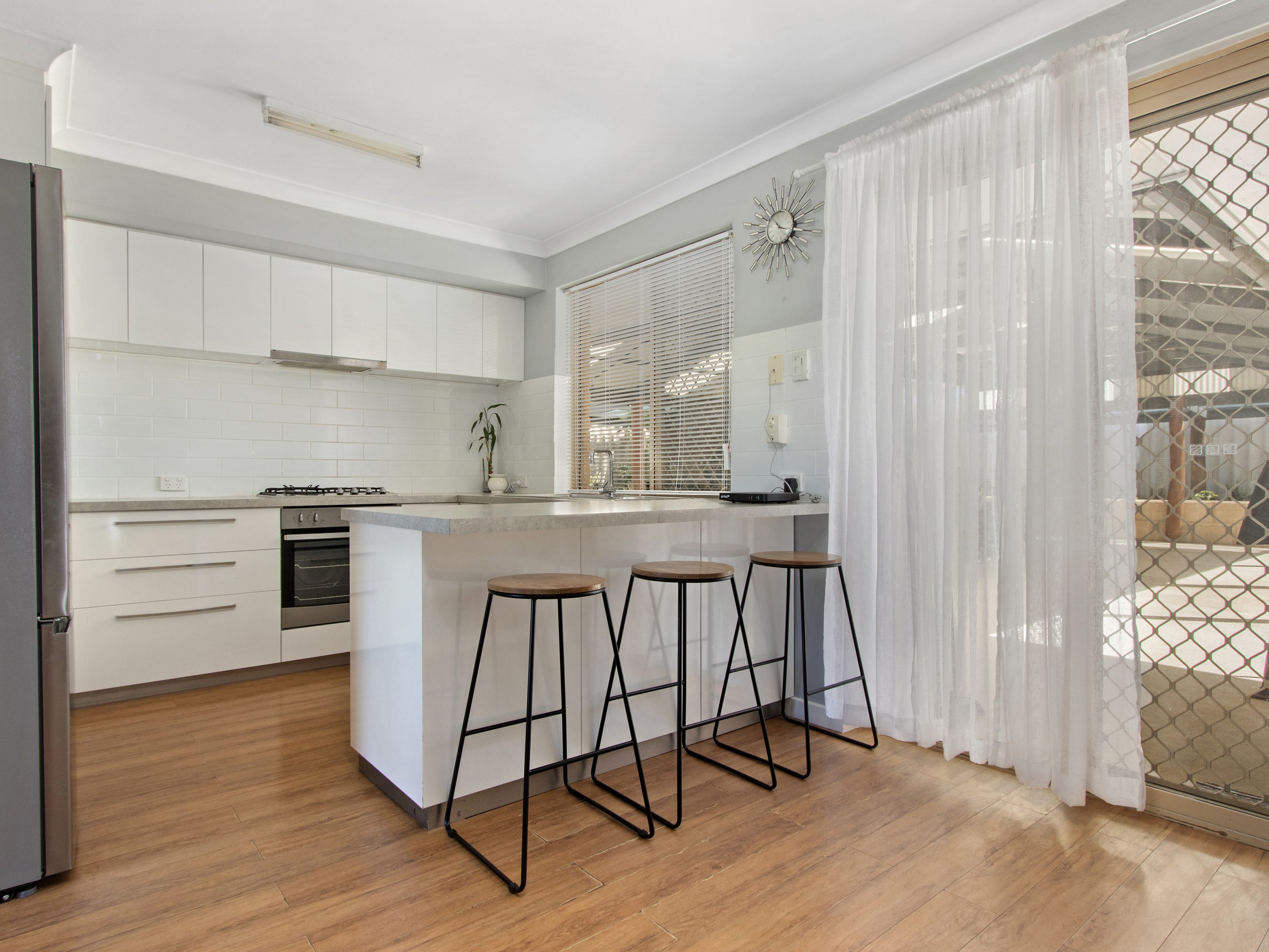 2 Tay Court, Cooloongup, WA 6168