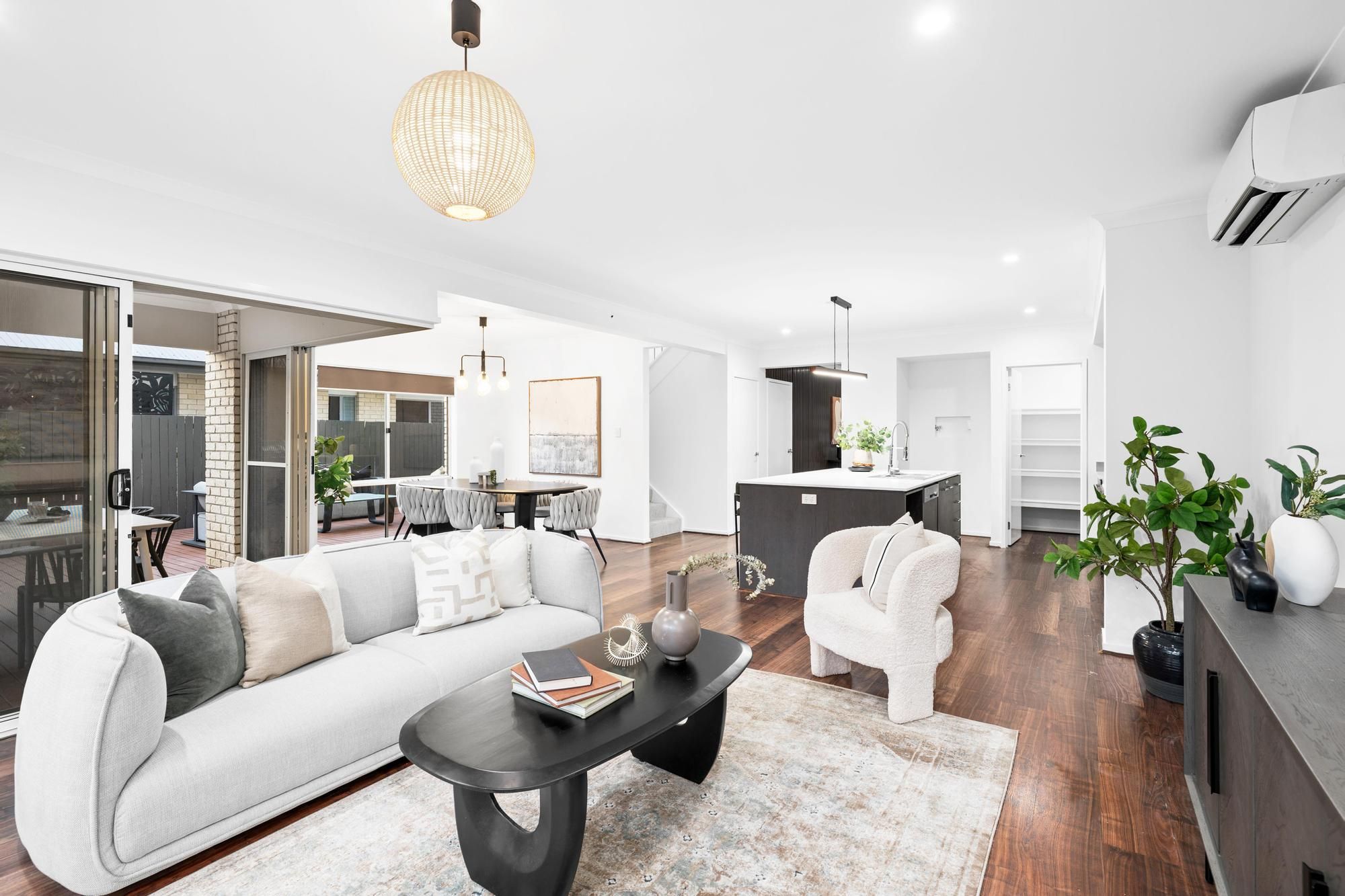 15 Pleasant Street, South Ripley, QLD 4306