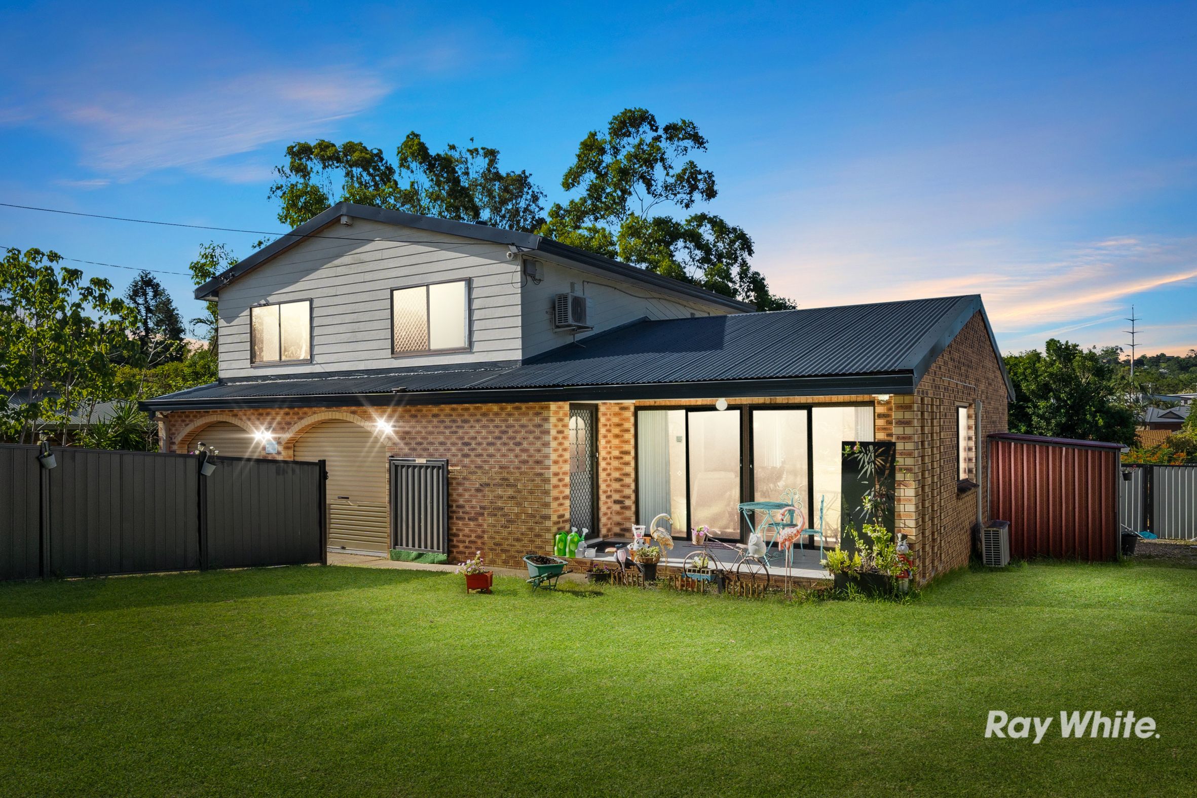33 Lobelia Avenue, Daisy Hill QLD 4127