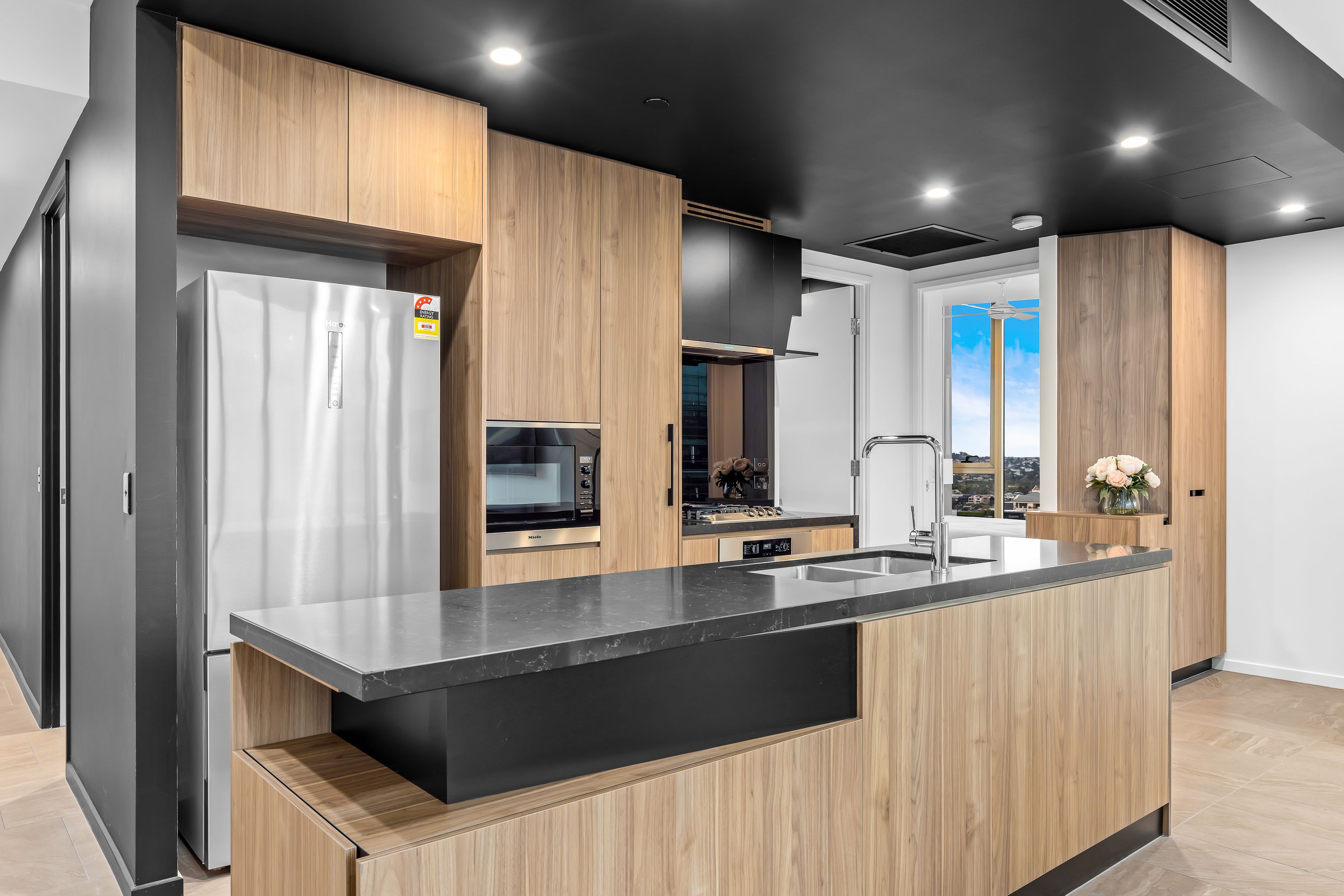 1005/25 Shafston Avenue, Kangaroo Point, QLD 4169