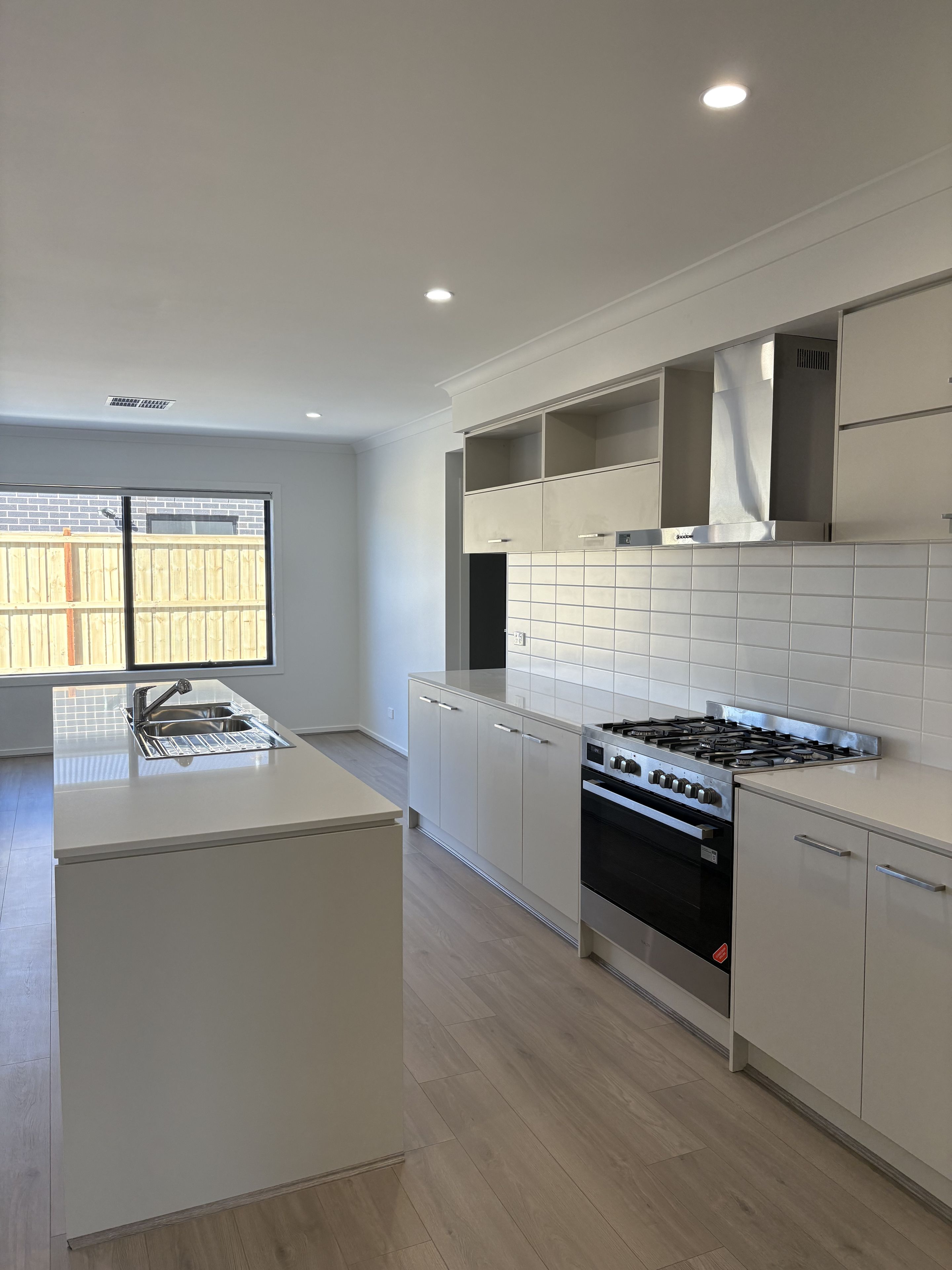 4 Vision Street, AINTREE, VIC 3336