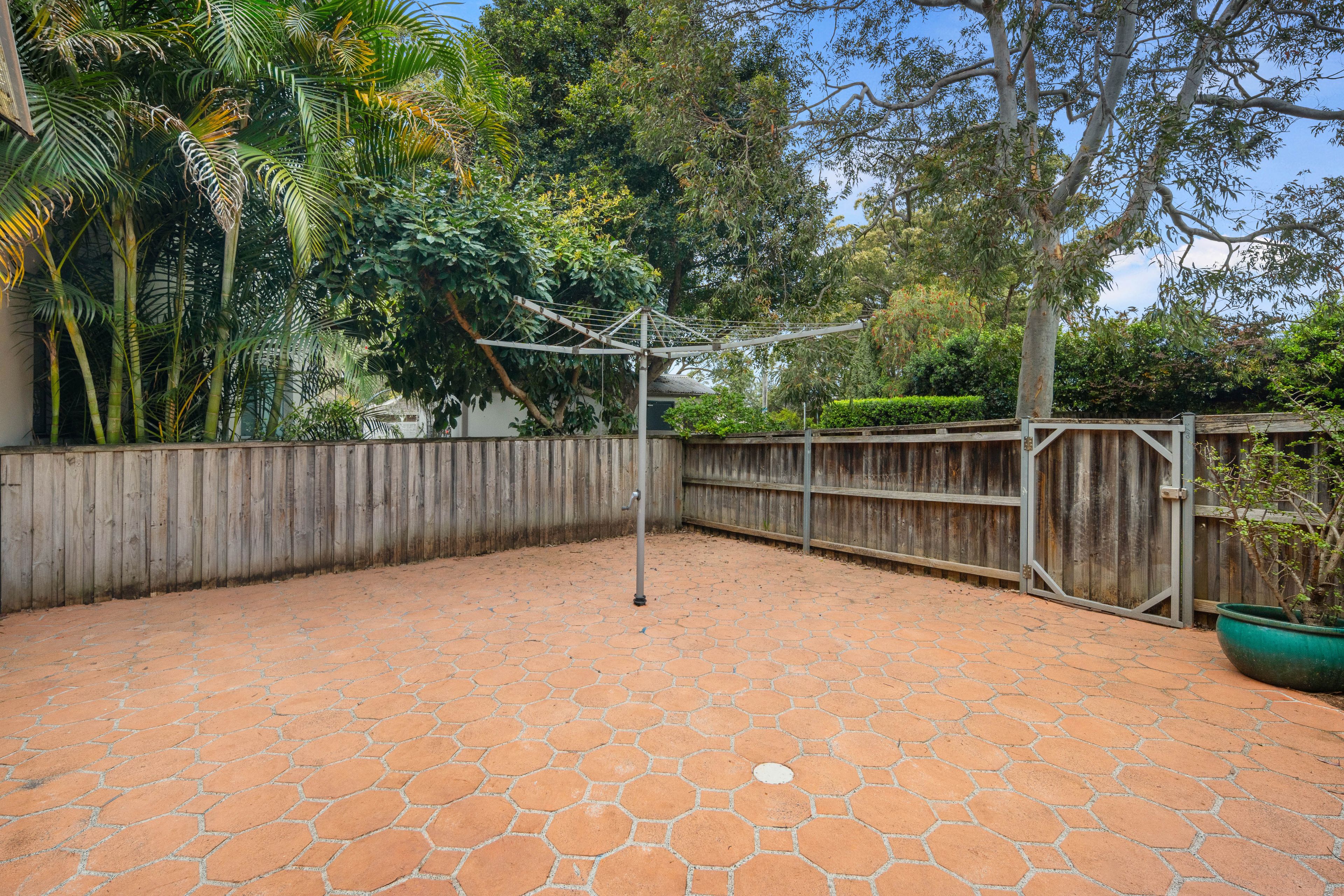2/148 Hurstville Road — photo 9 of 9