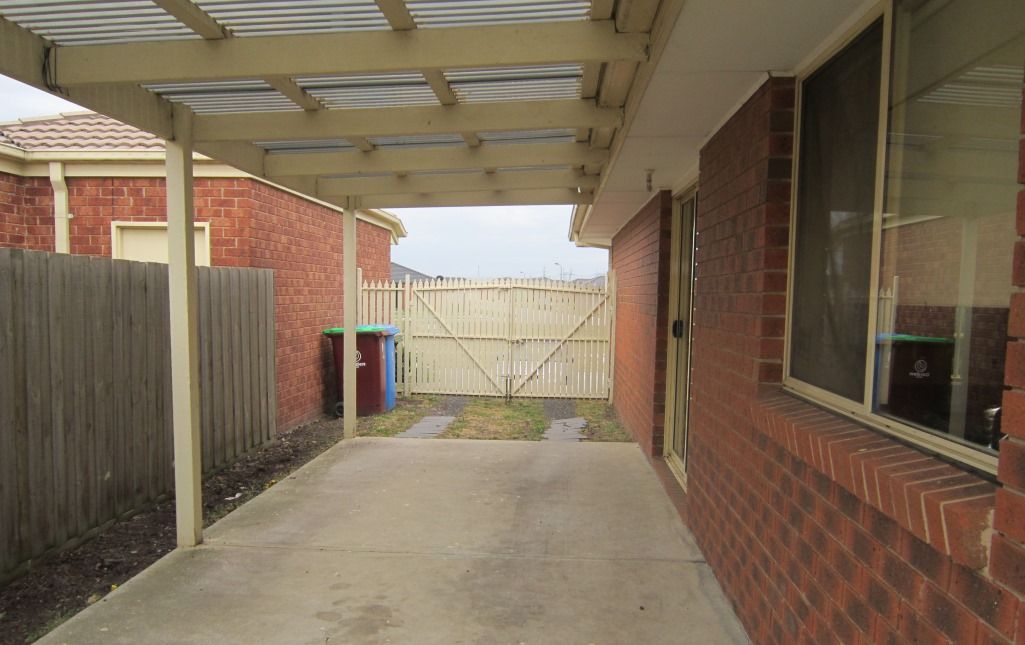 22 Genoa Way, Cranbourne West, VIC 3977