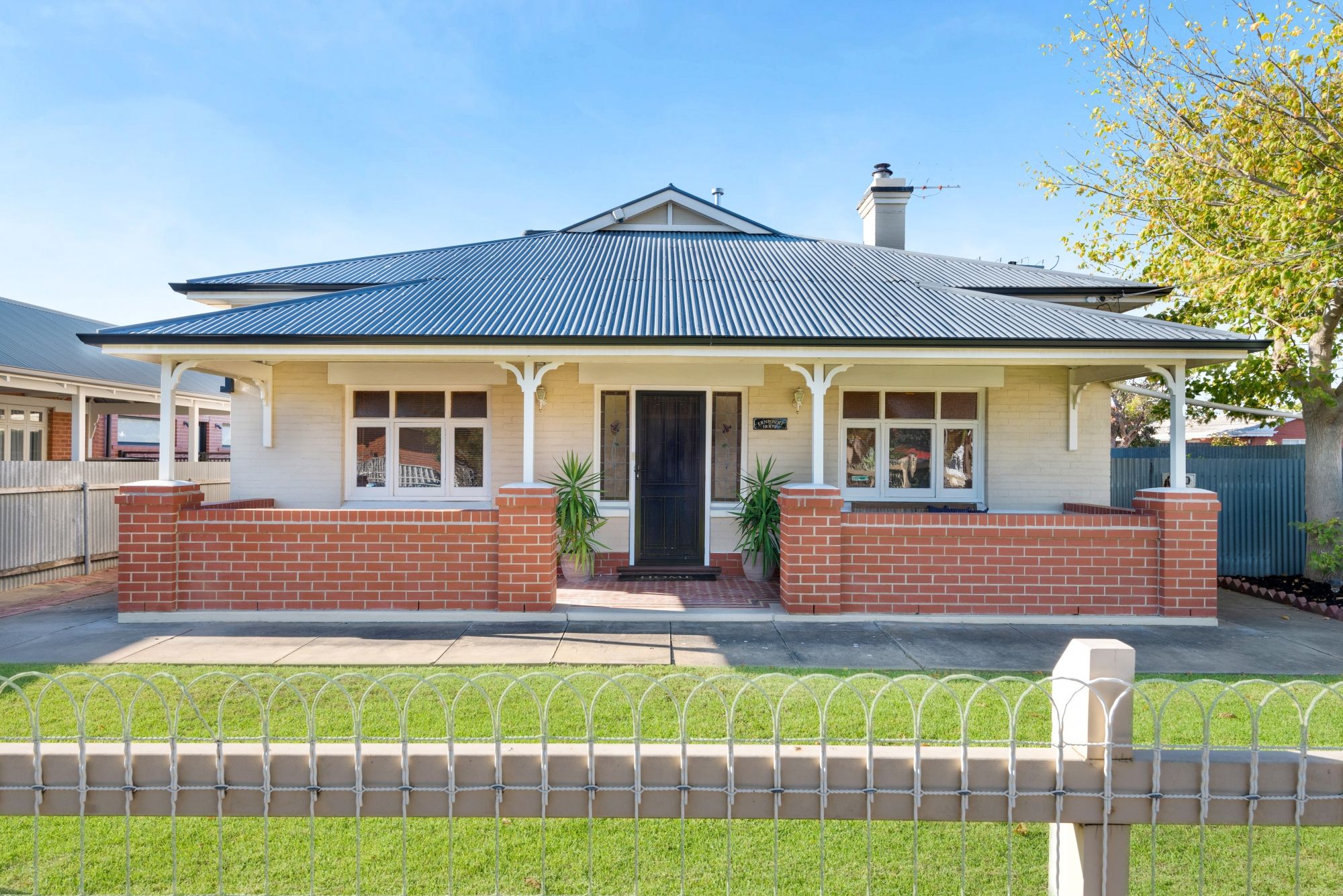 1 Victoria Street, Glandore SA 5037