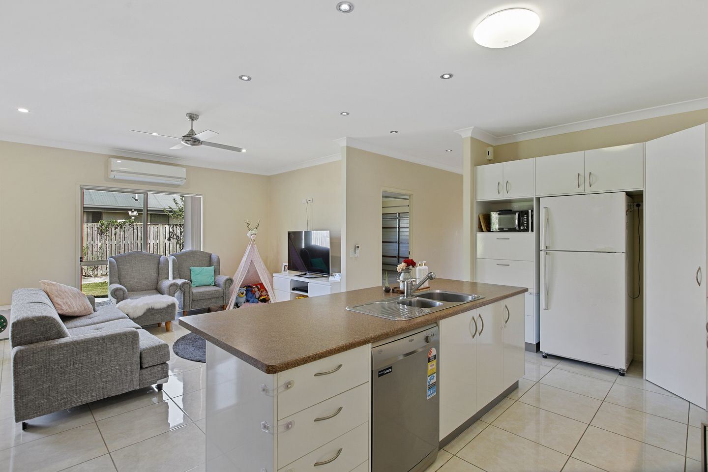 66 Parklands Boulevard, Wondunna QLD 4655