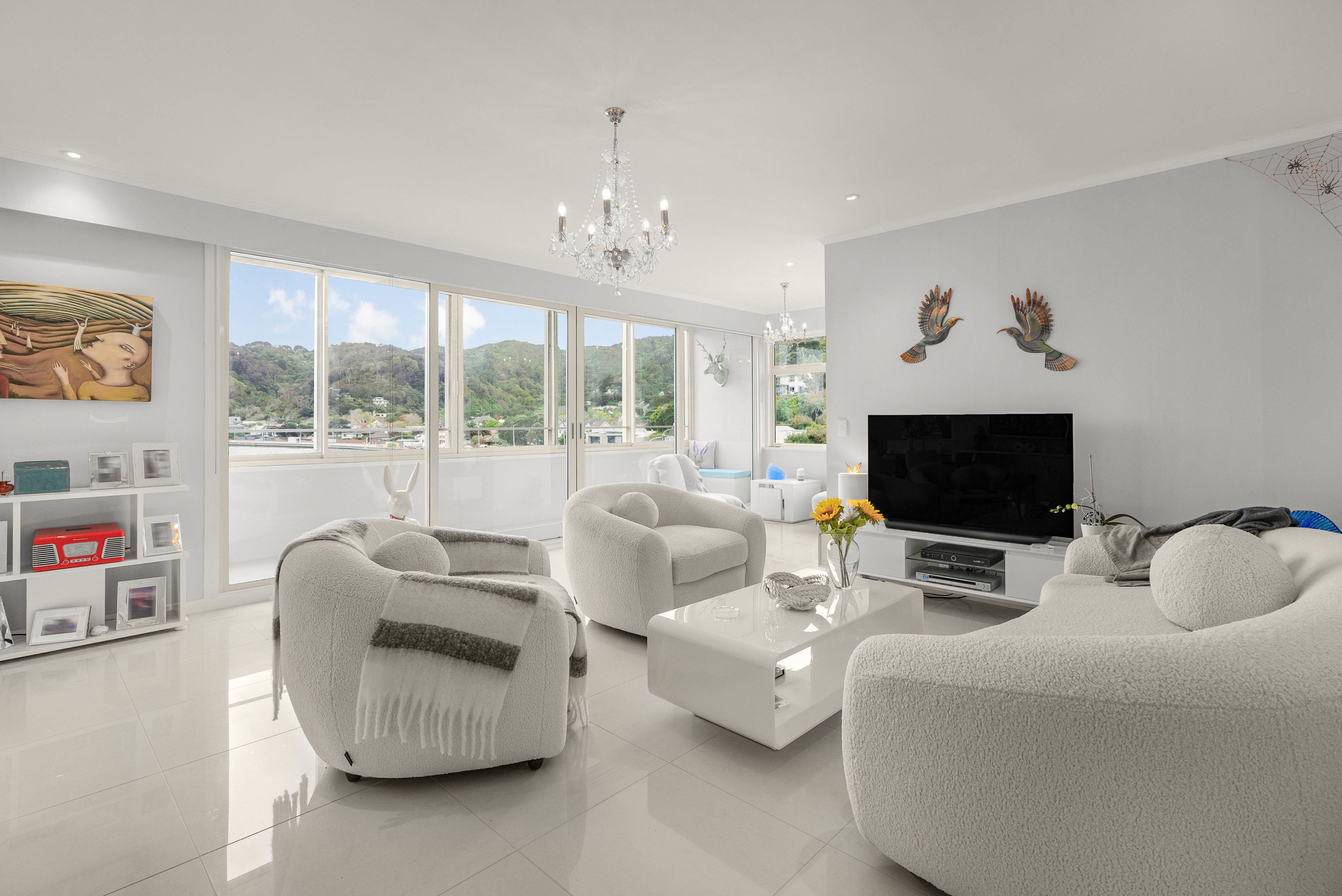 2/4 Gill Road, Eastbourne, Lower Hutt City