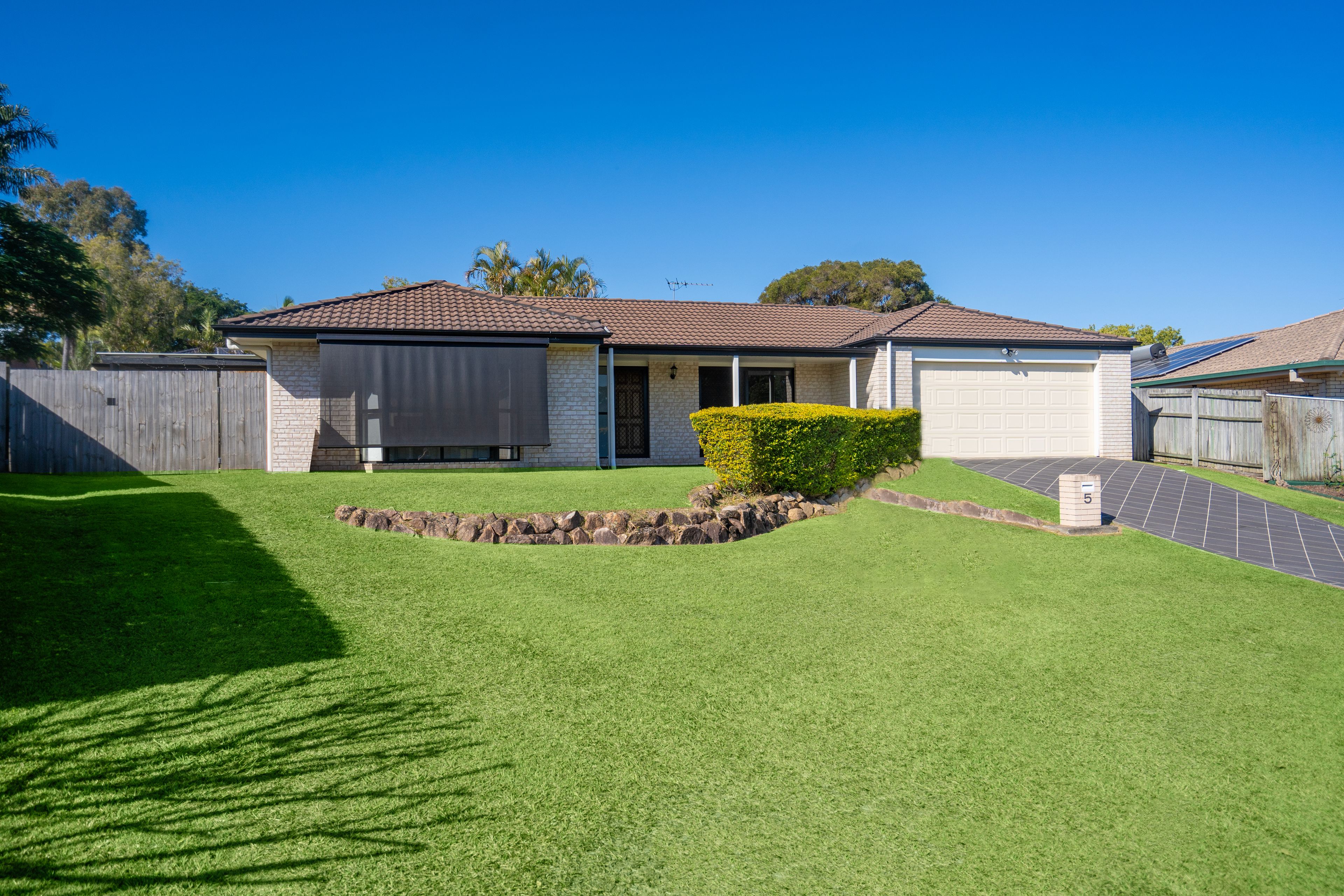 5 Nadine Place, Deception Bay QLD 4508
