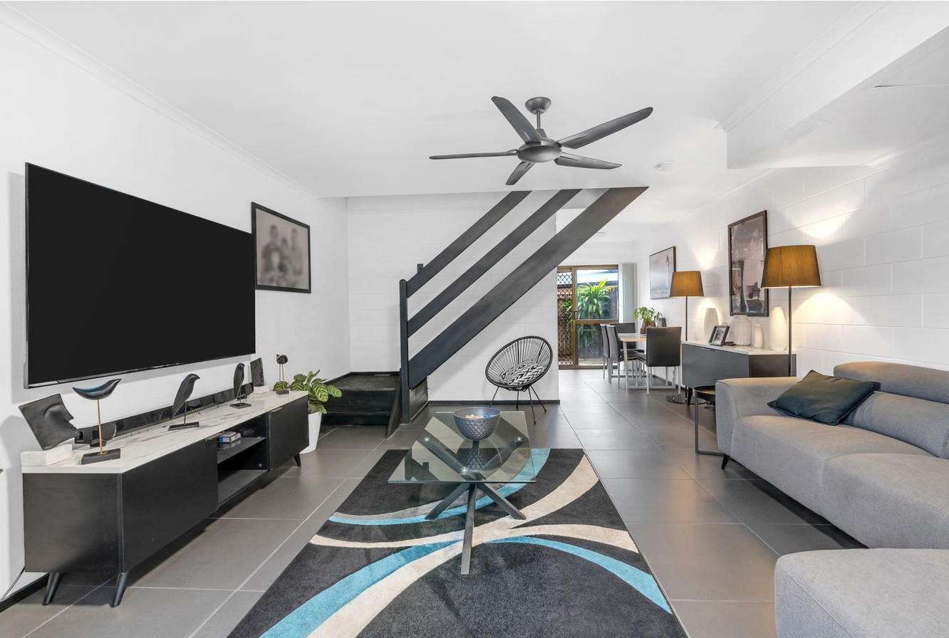 2/7 Rigg Street, Woree, QLD 4868