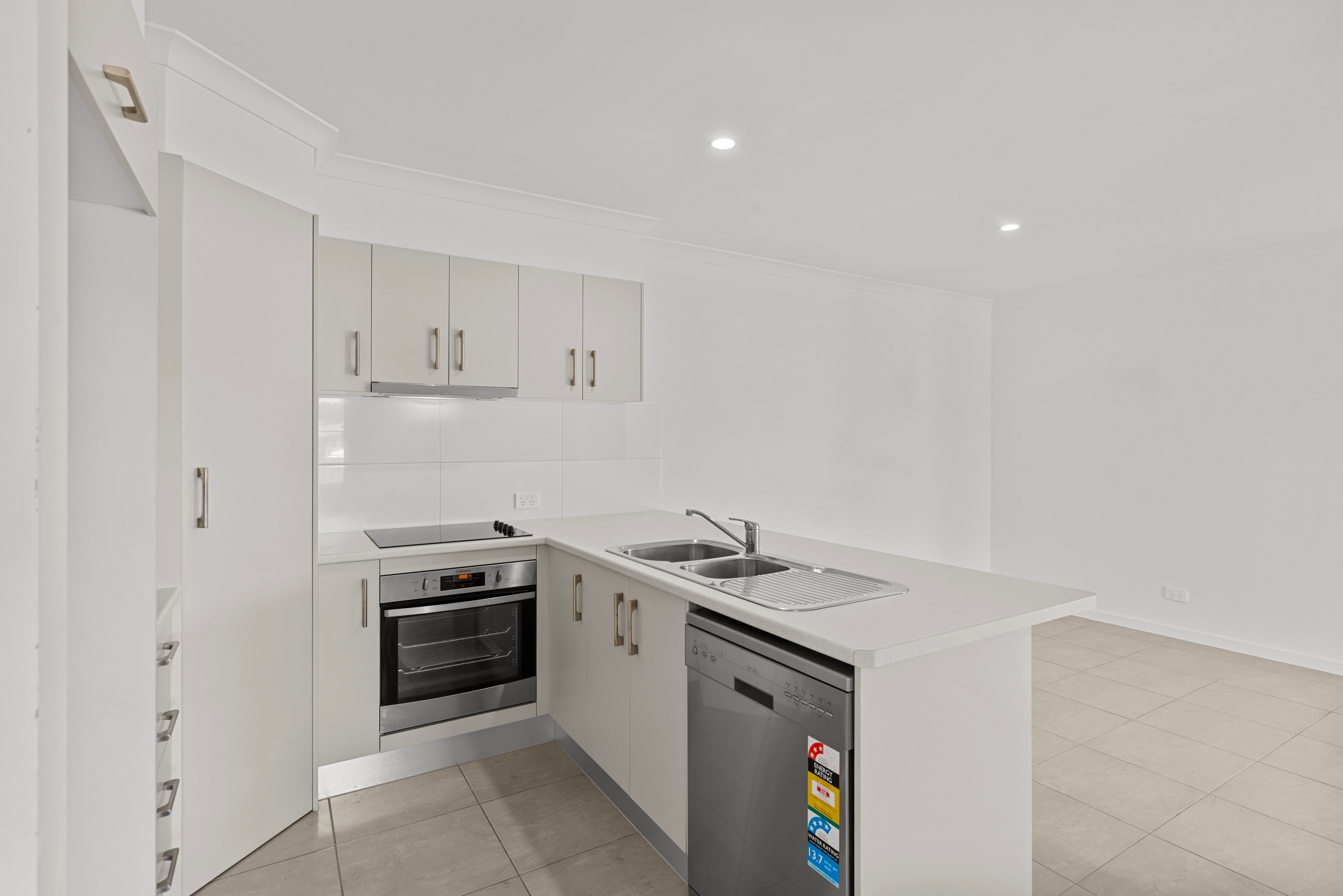 2/8 Jardine Close, Gympie, QLD 4570