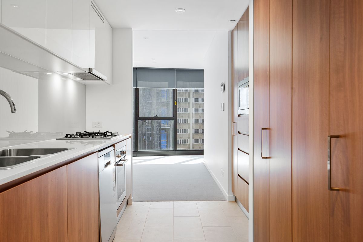1710/222 Margaret Street — photo 4 of 13