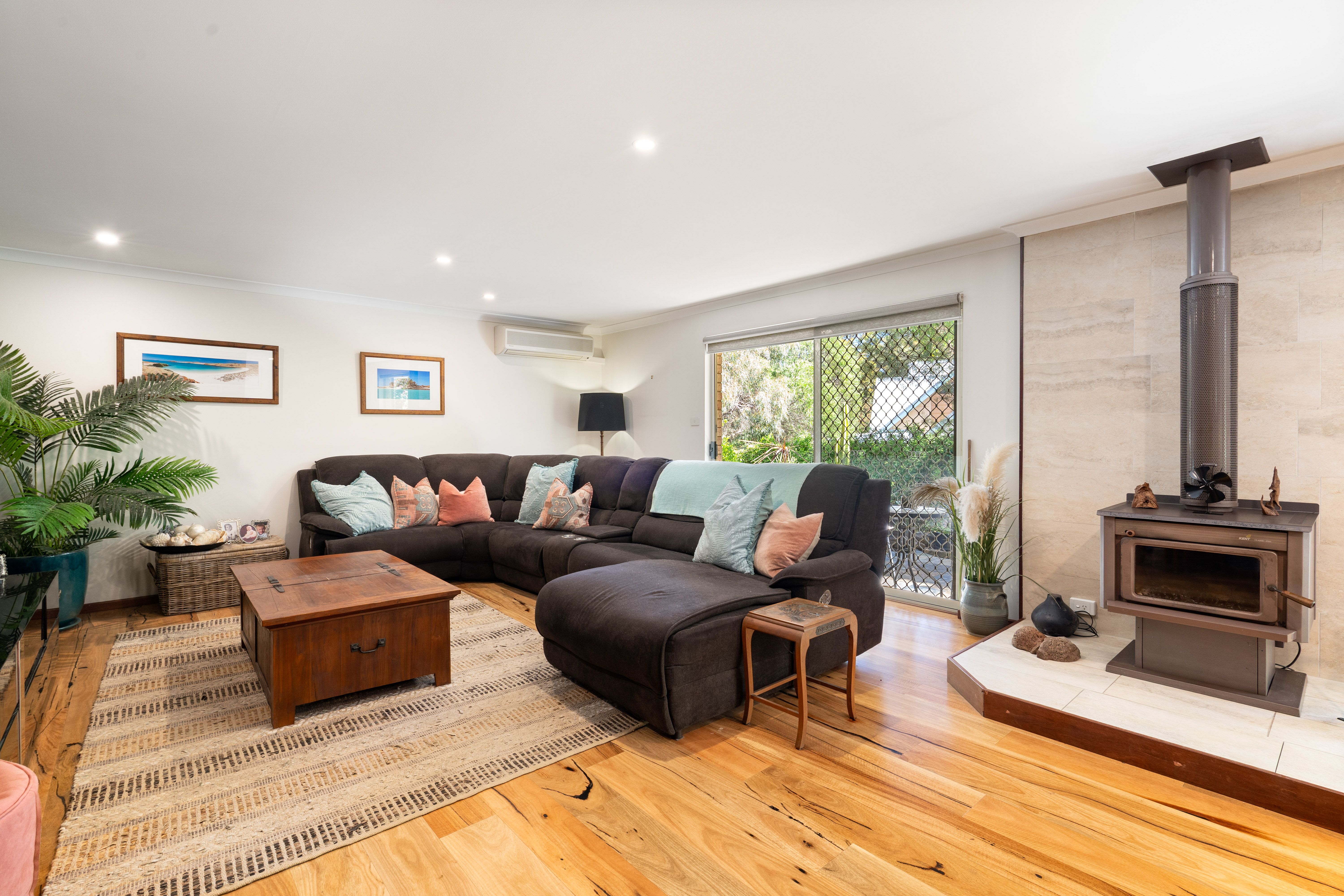 33 Karri Loop — photo 4 of 25