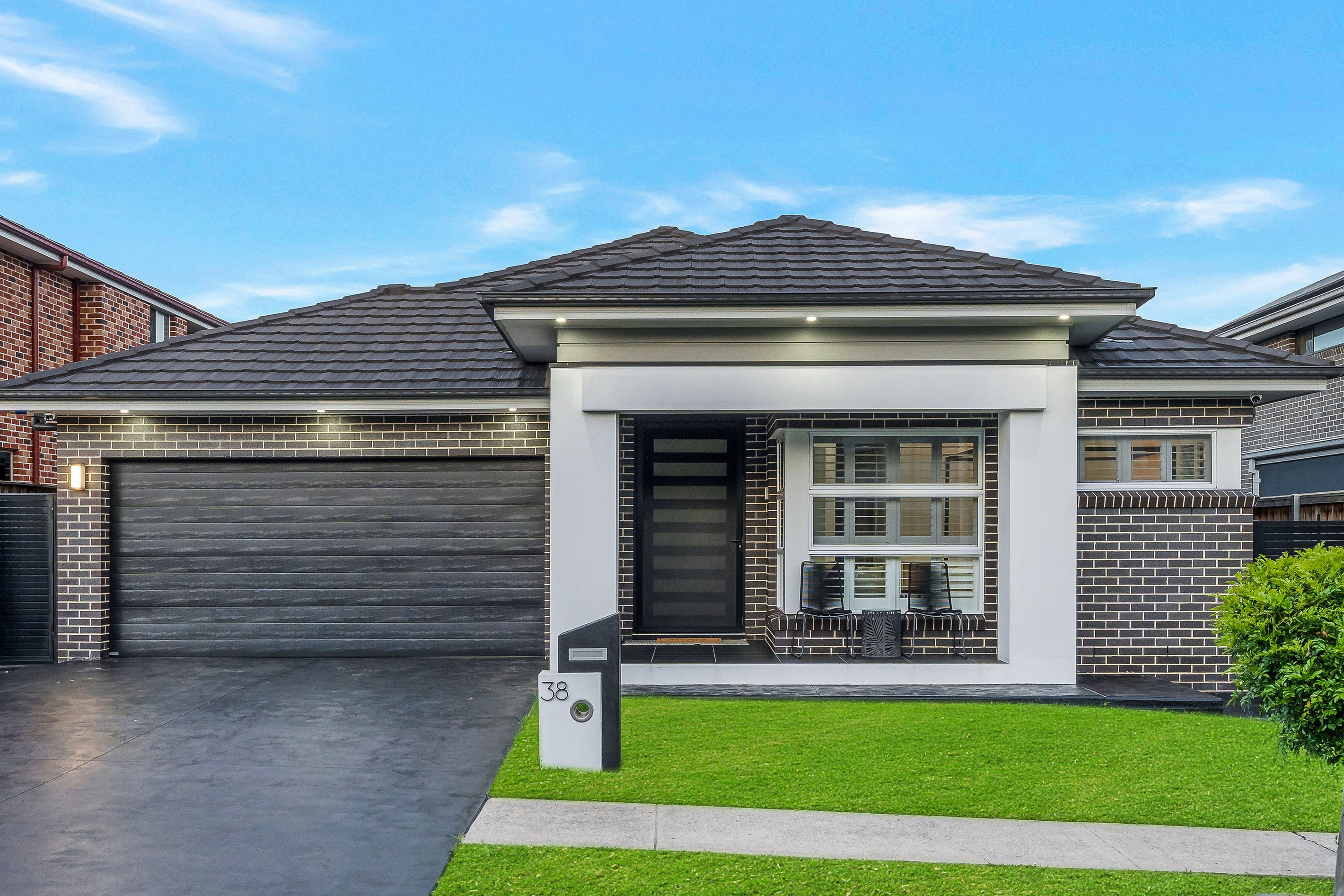 38 Mary Wade Place, Carnes Hill, NSW 2171