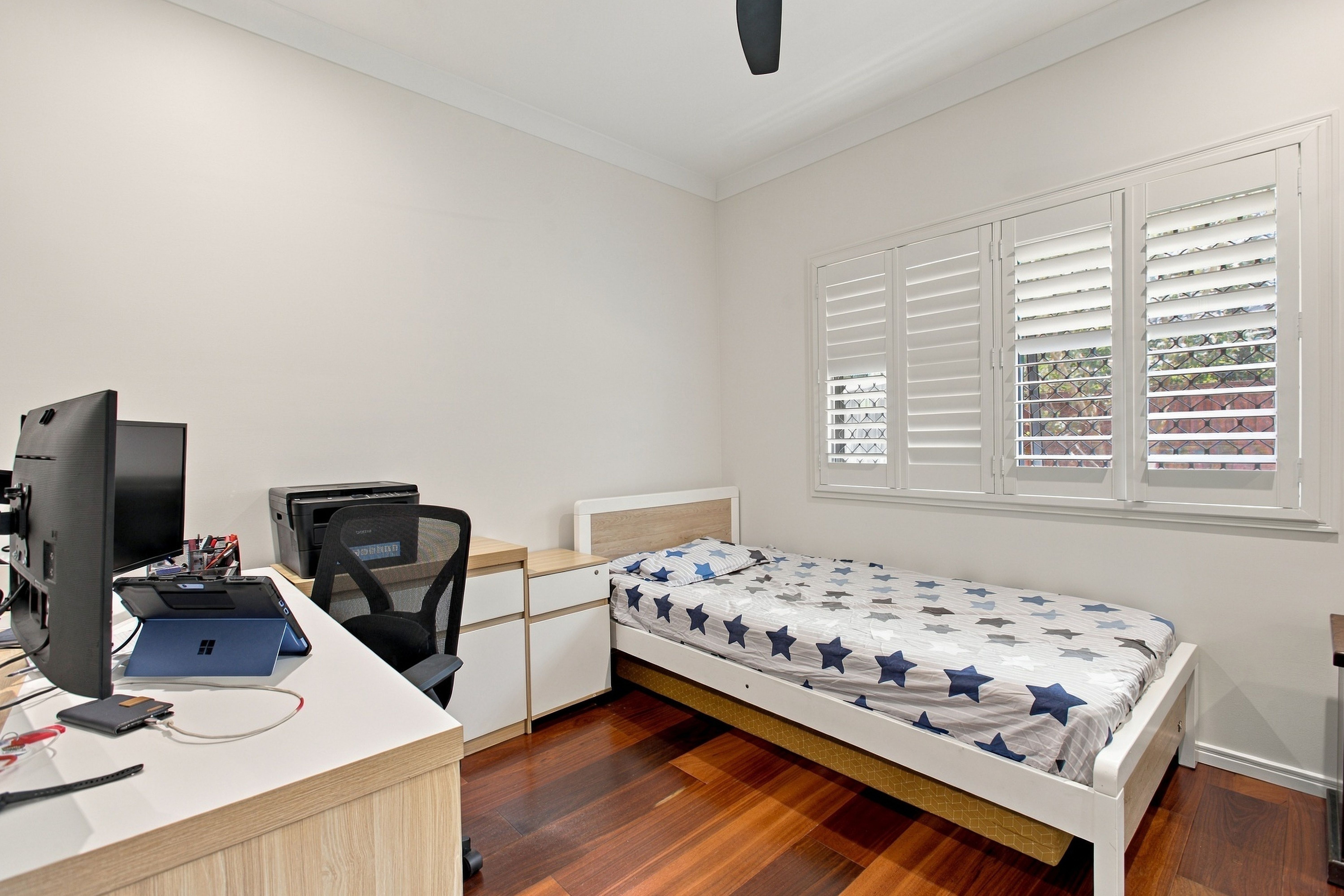 1 Beverley Court — photo 12 of 14