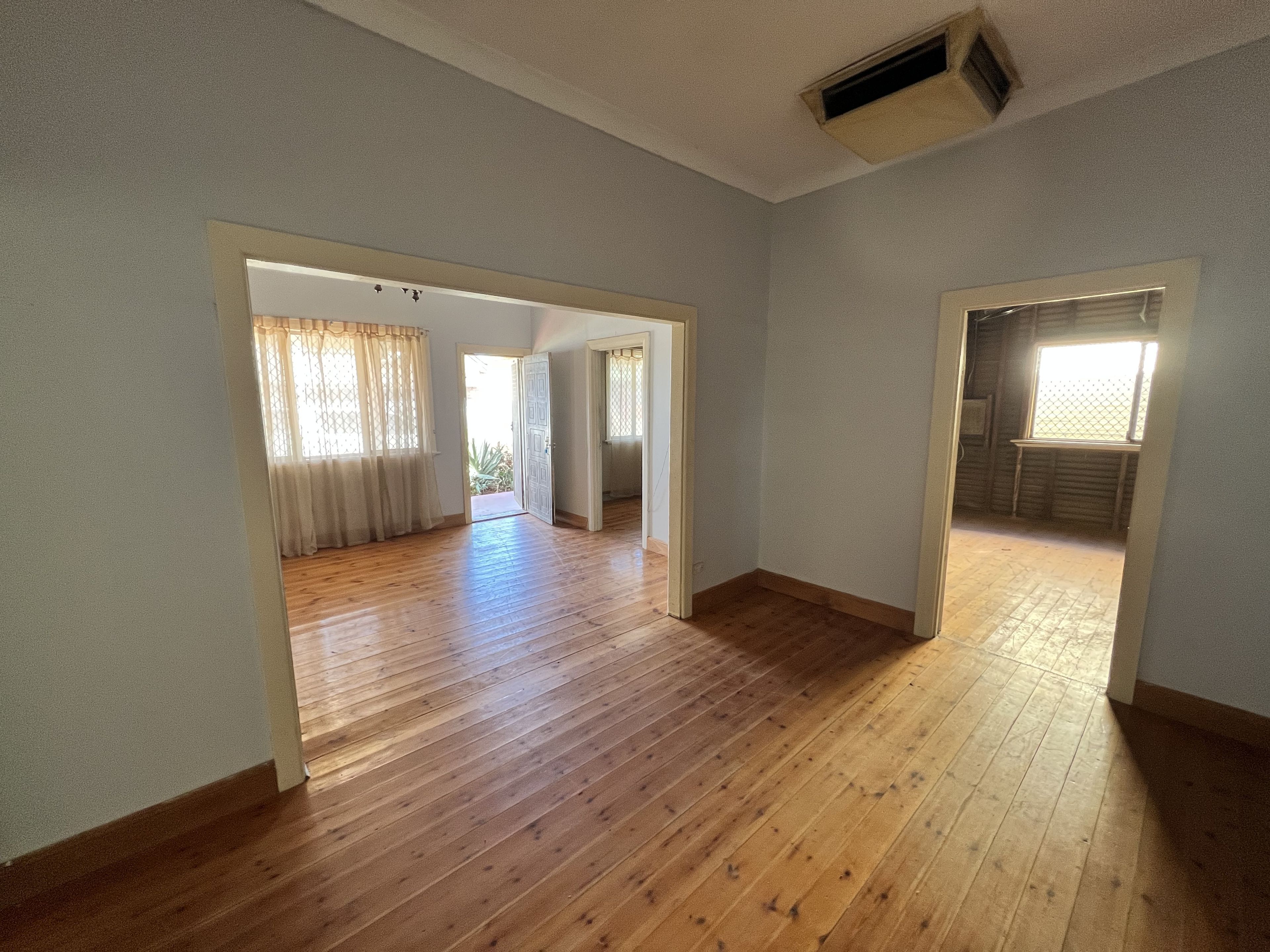 522 Lane Lane — photo 3 of 15