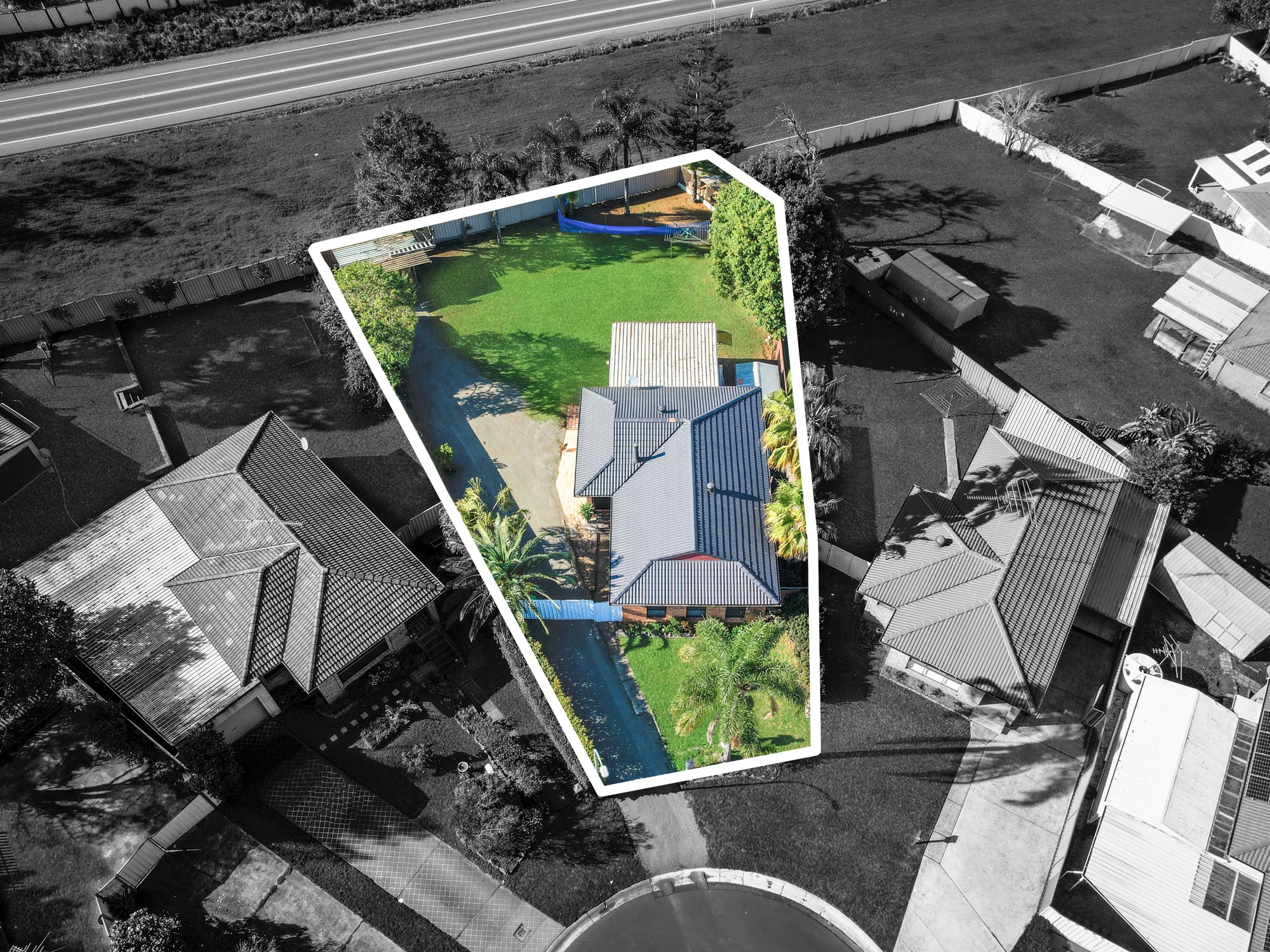 10 Caliban Place, Rosemeadow, NSW 2560
